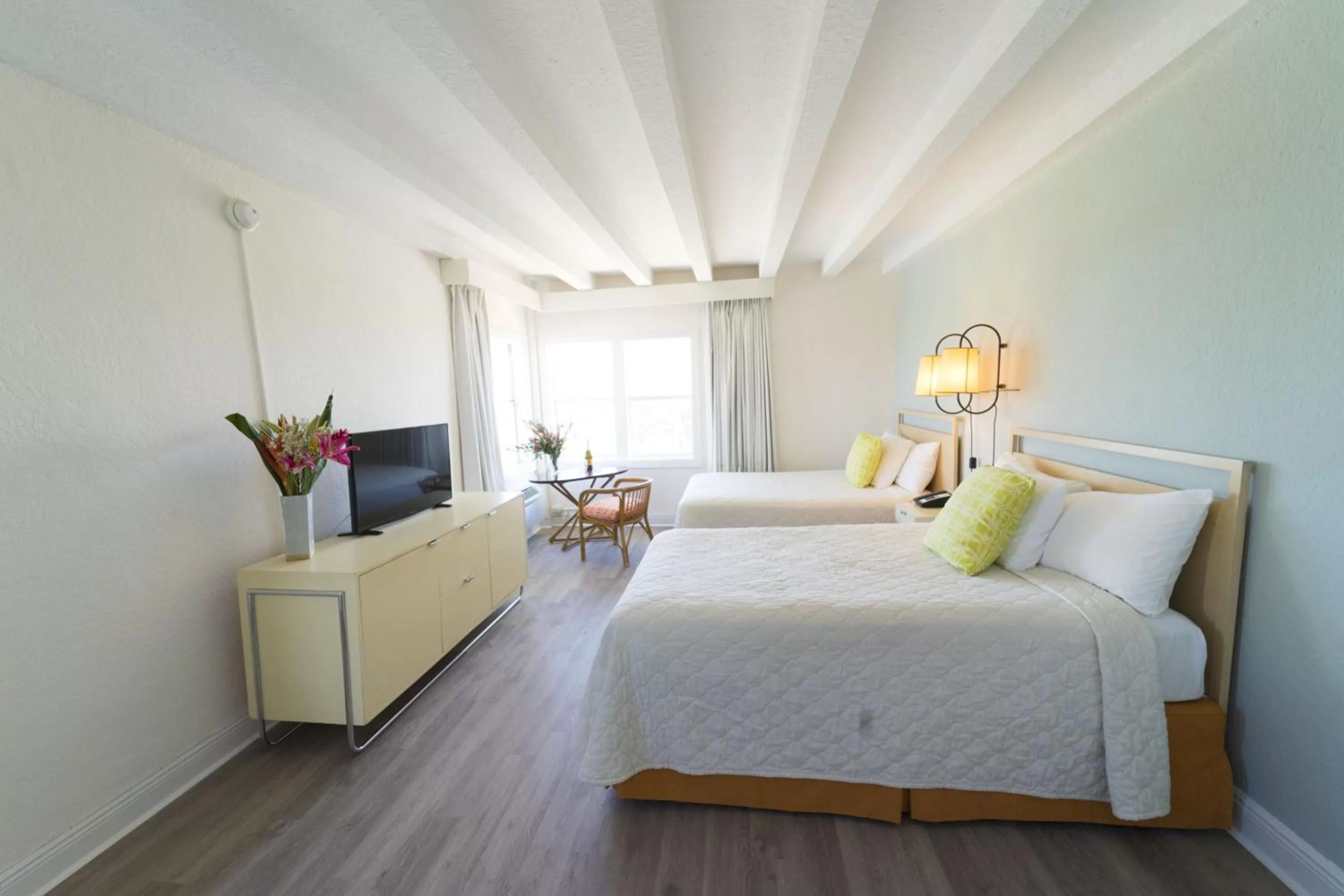 Photo of the whole room, Bed in Broadmore Miami Beach