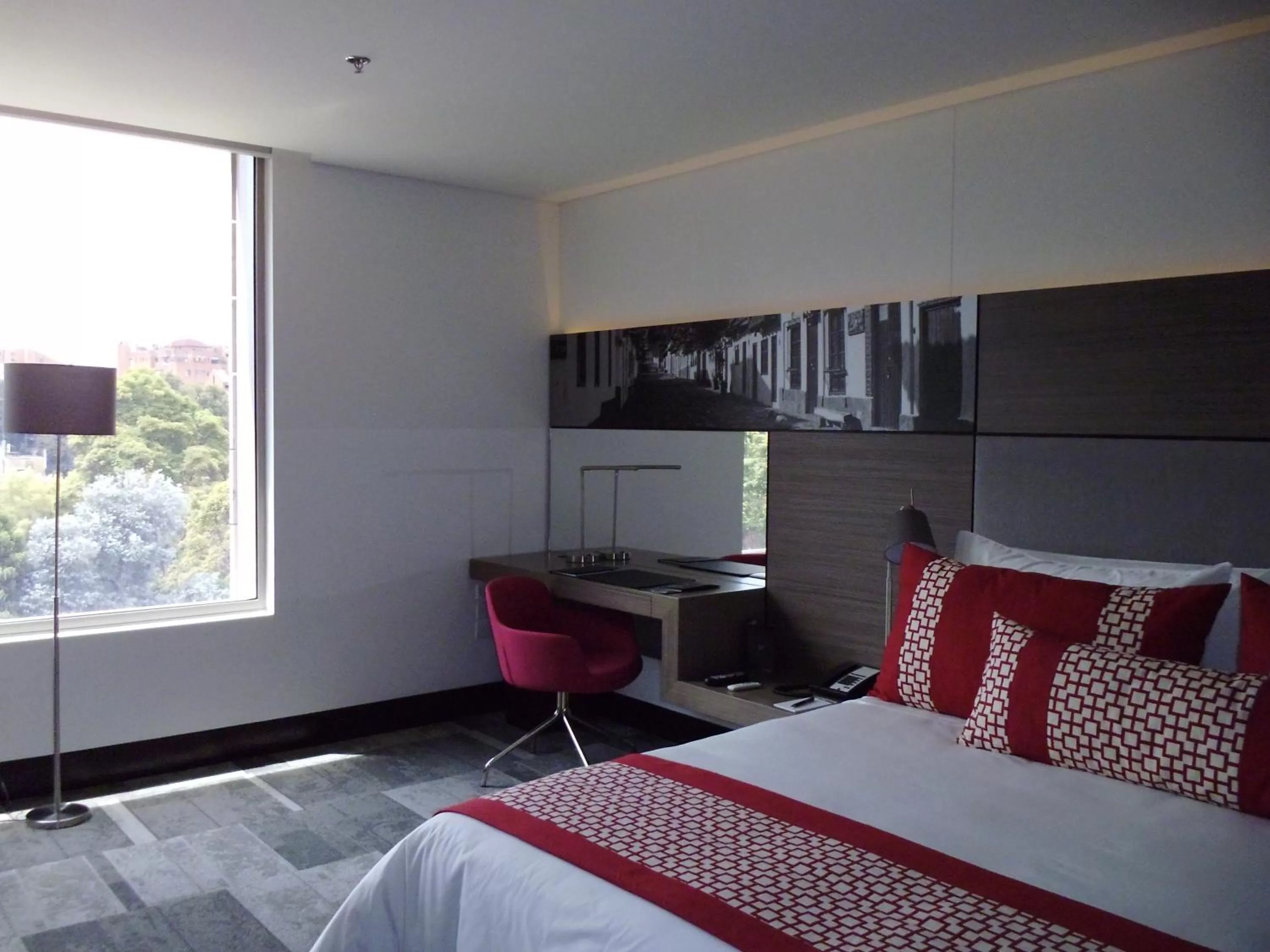 Day, Bed in EK Hotel By Preferred Hotels Group