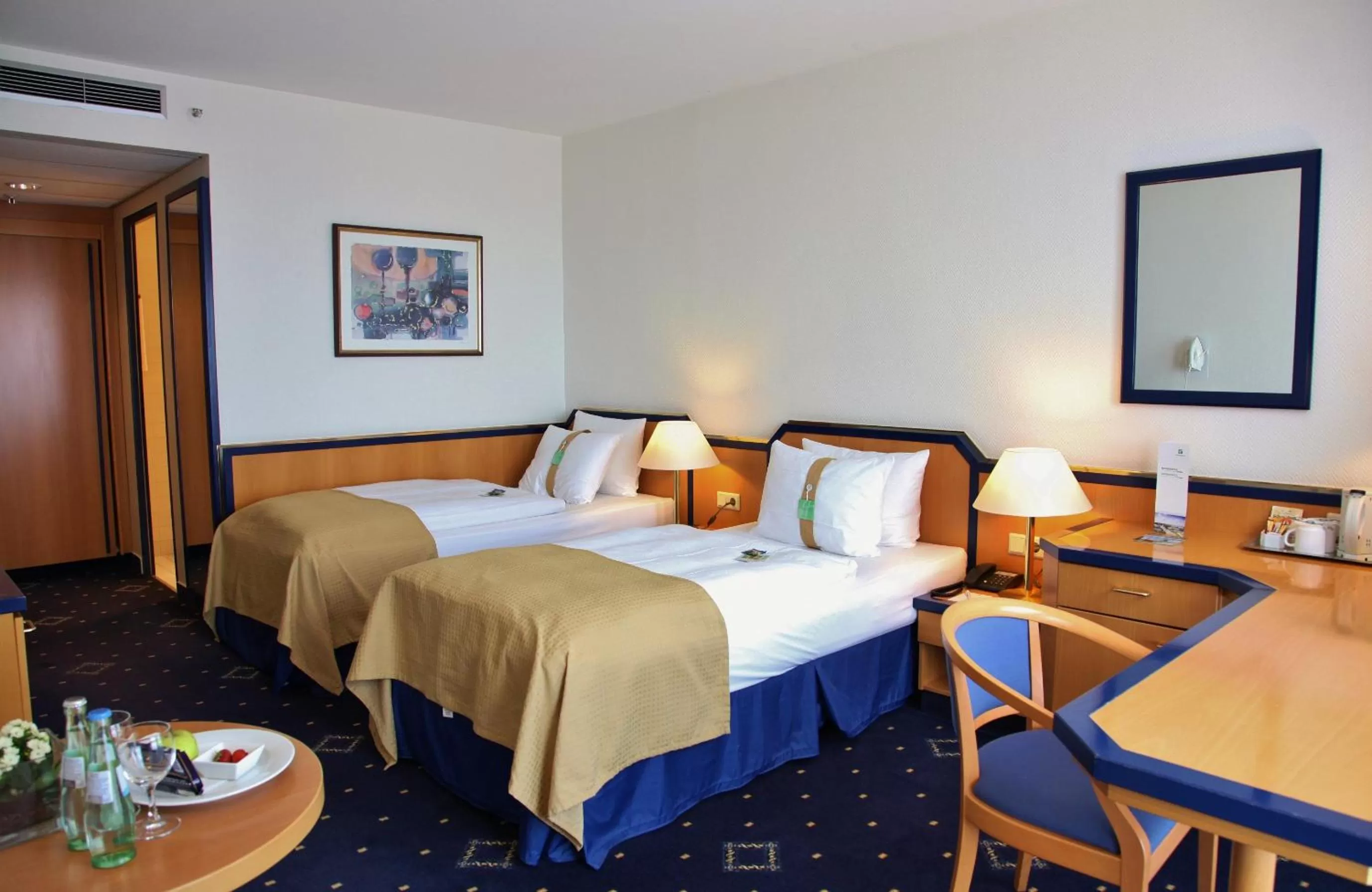Premium Room in Holiday Inn Hamburg, an IHG Hotel