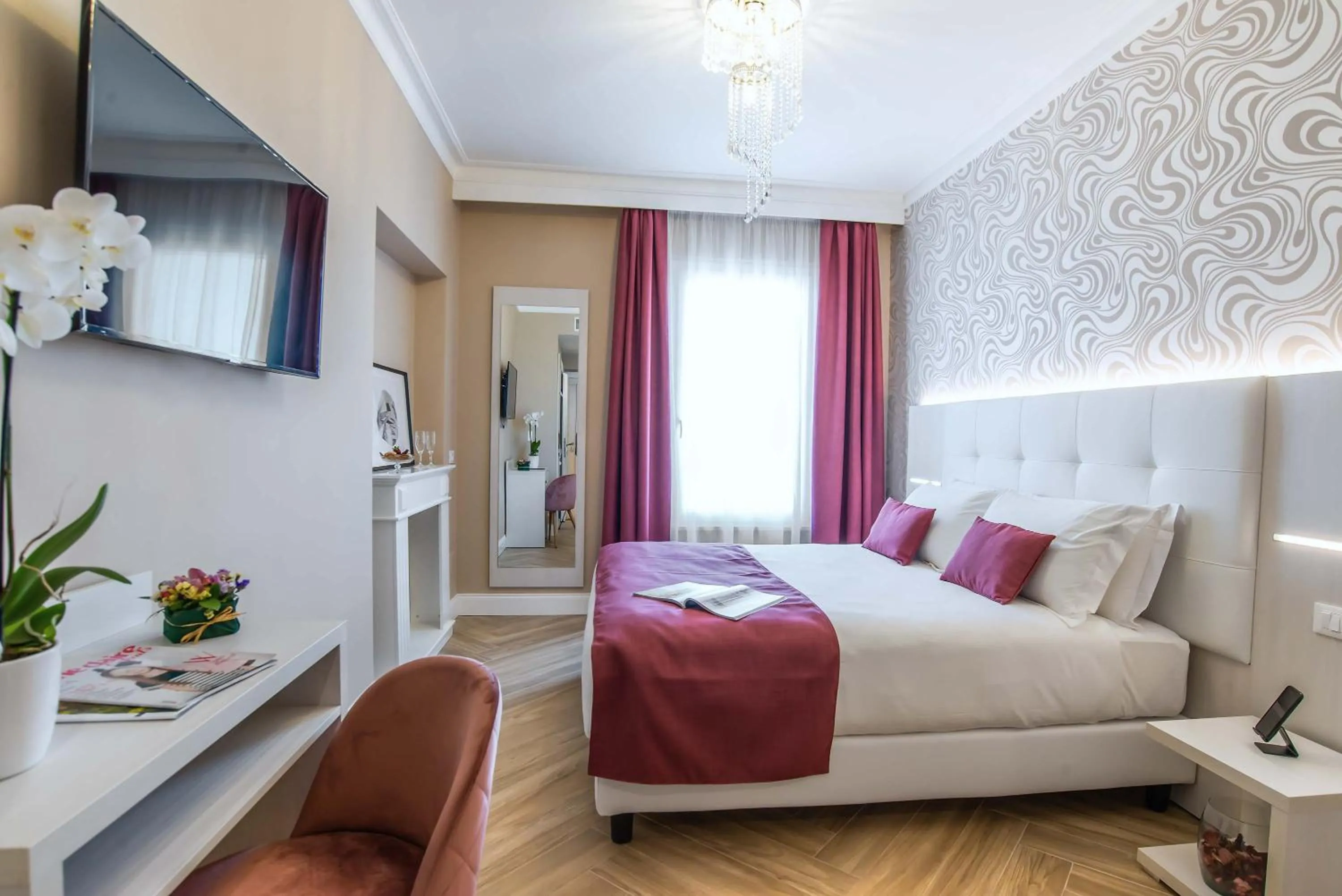 Photo of the whole room, Bed in The Boutique Hotel