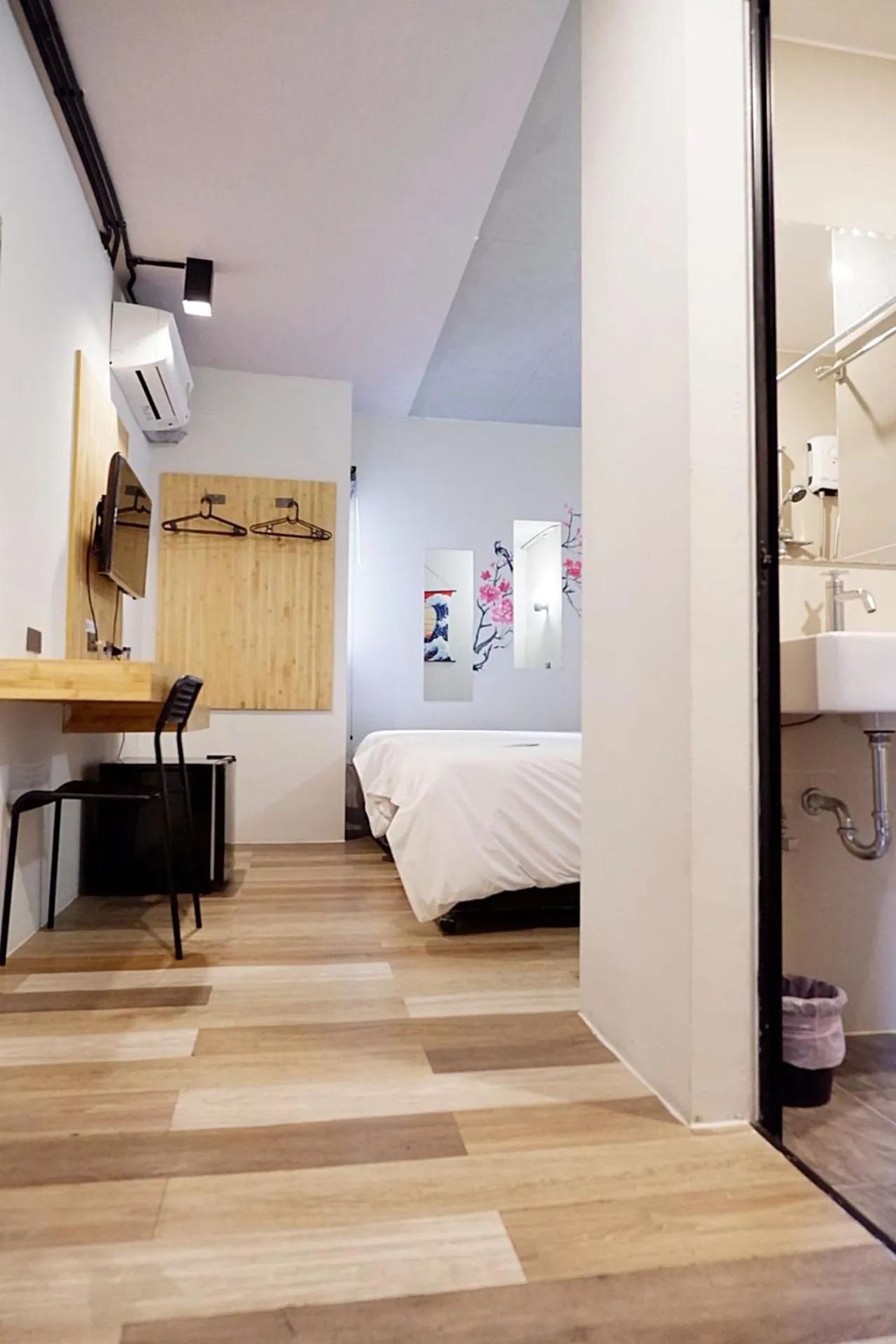 Photo of the whole room, Bed in Izen Plus Budget Hotel & Residence