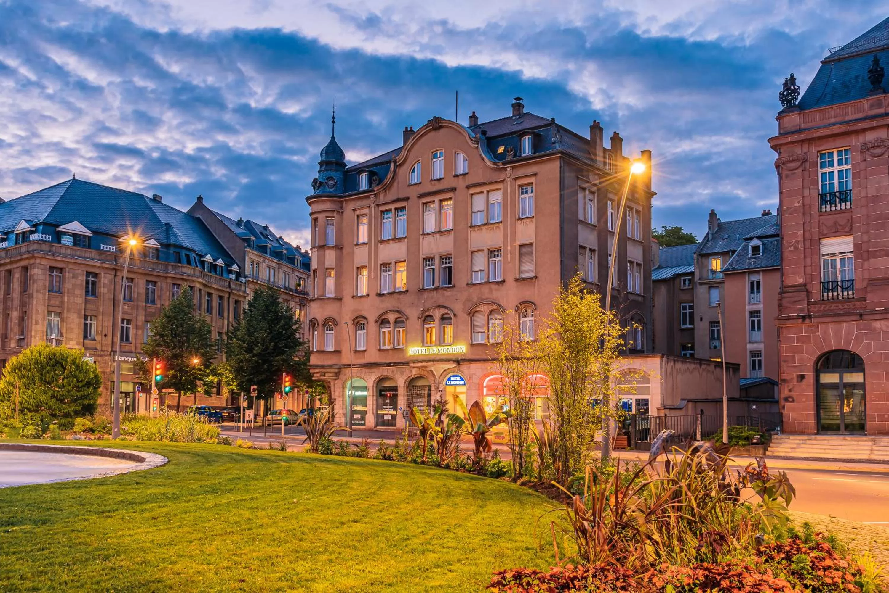 Property building in Hôtel Le Mondon Metz