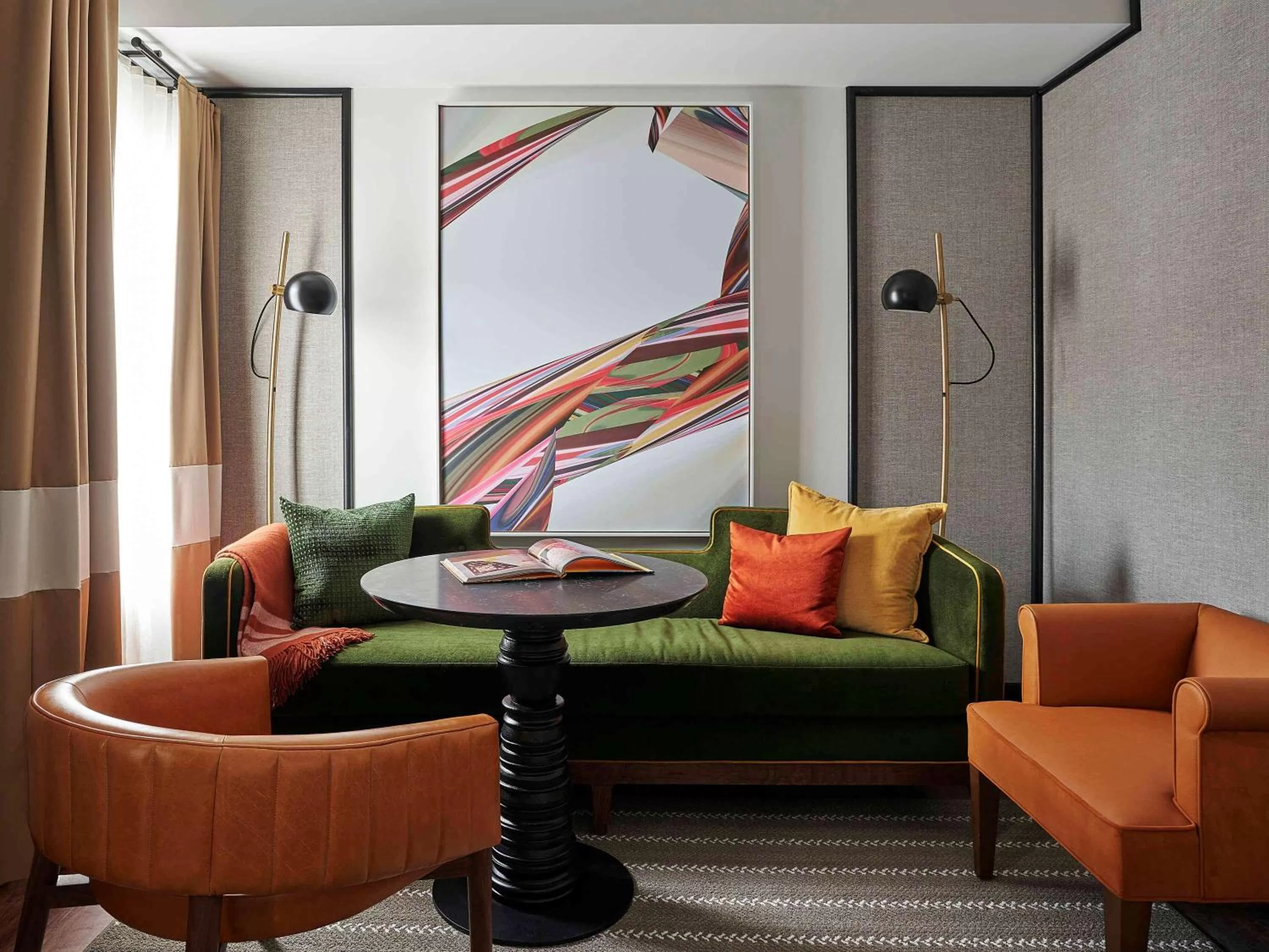 Deluxe Queen Room in 21c Museum Hotel St Louis