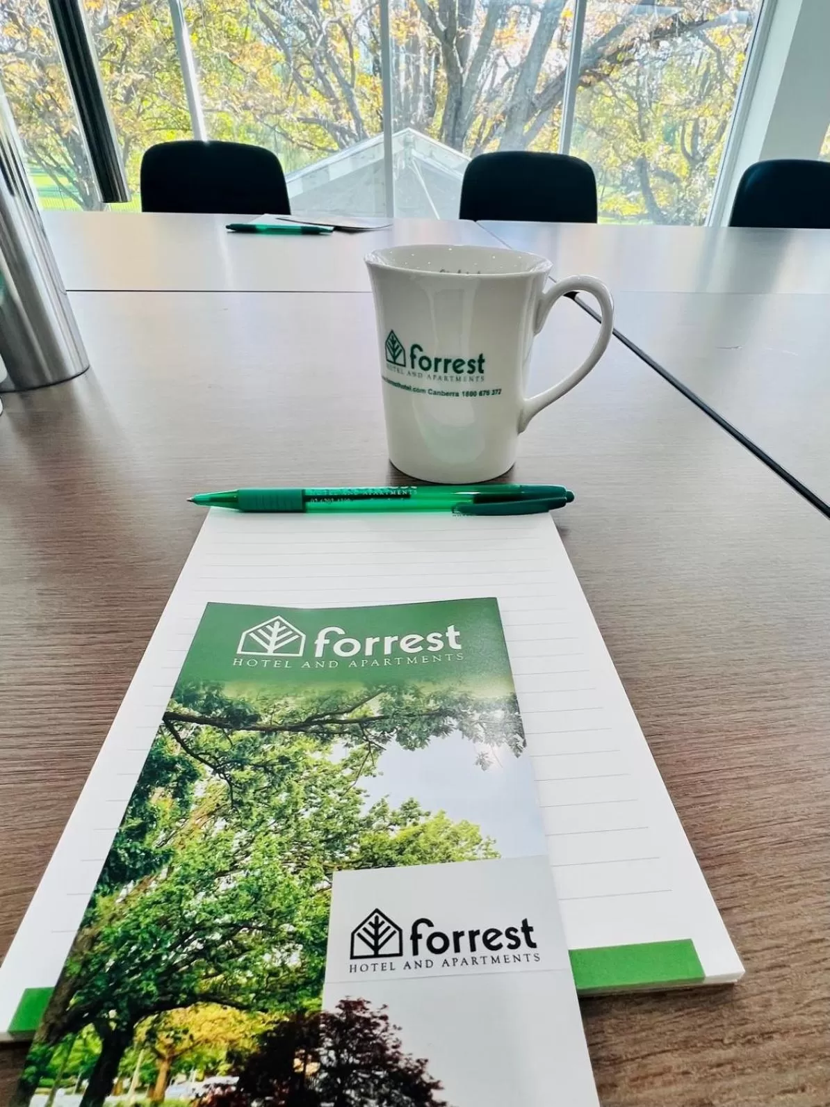 Business facilities in Forrest Hotel & Apartments