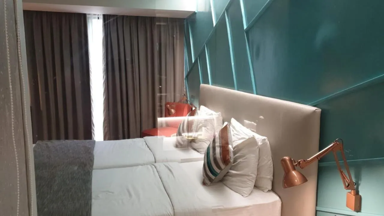 Bedroom, Bed in Yogi Metropolitan