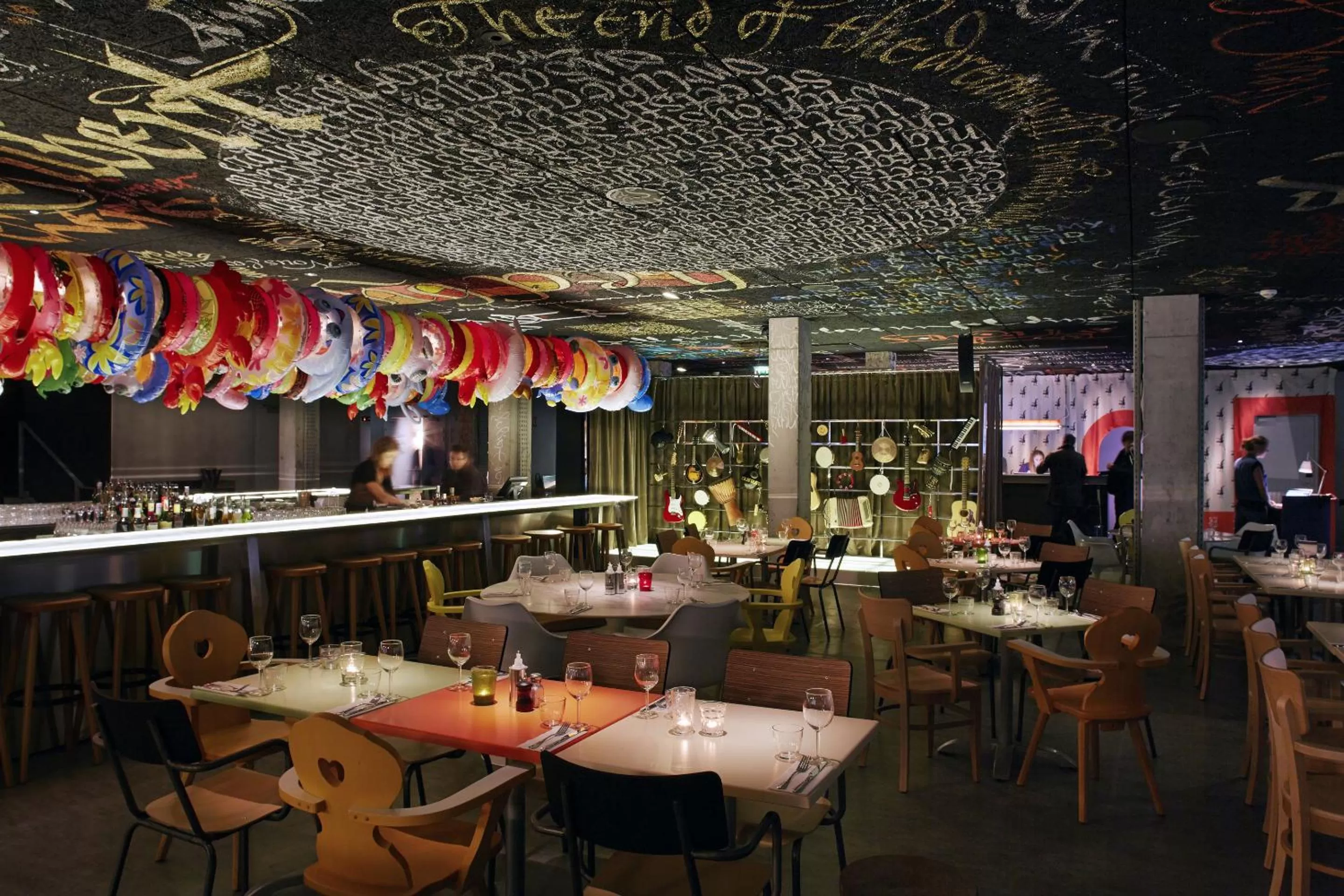 Restaurant/places to eat in Mama Shelter Bordeaux Centre