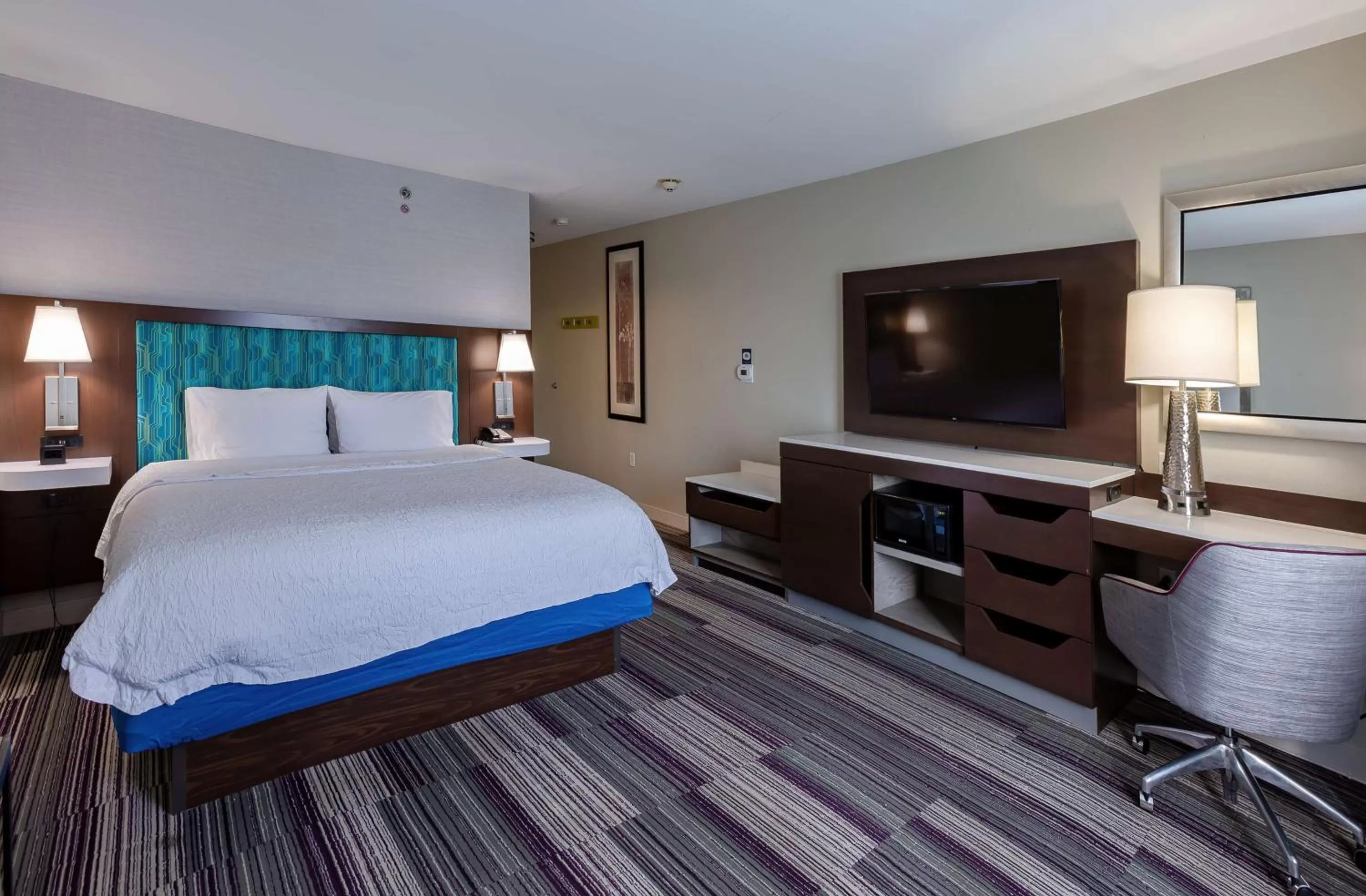 Bedroom, Bed in Hampton Inn & Suites Chicago Southland-Matteson