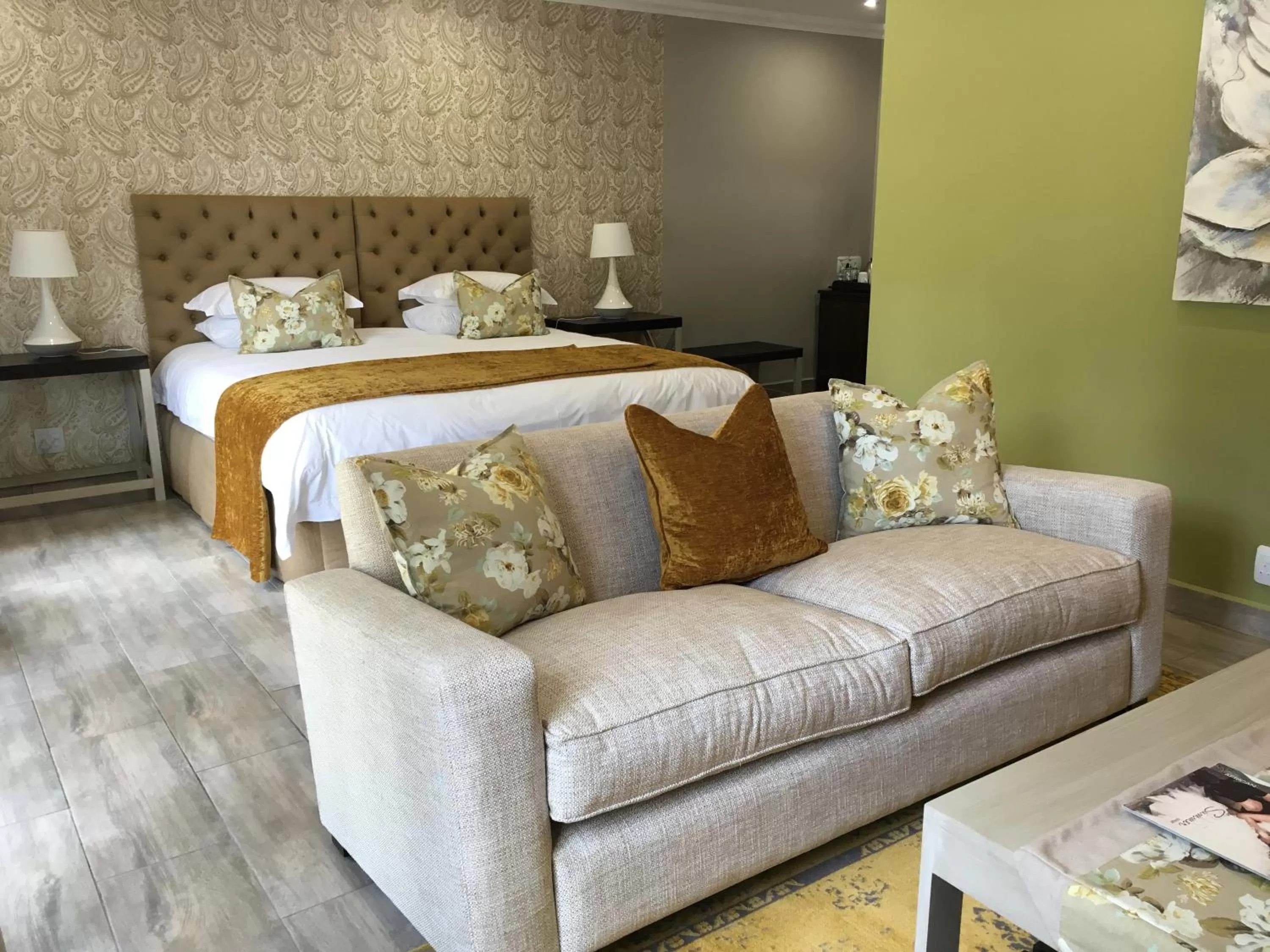 Bedroom, Bed in Nut Grove Boutique Hotel