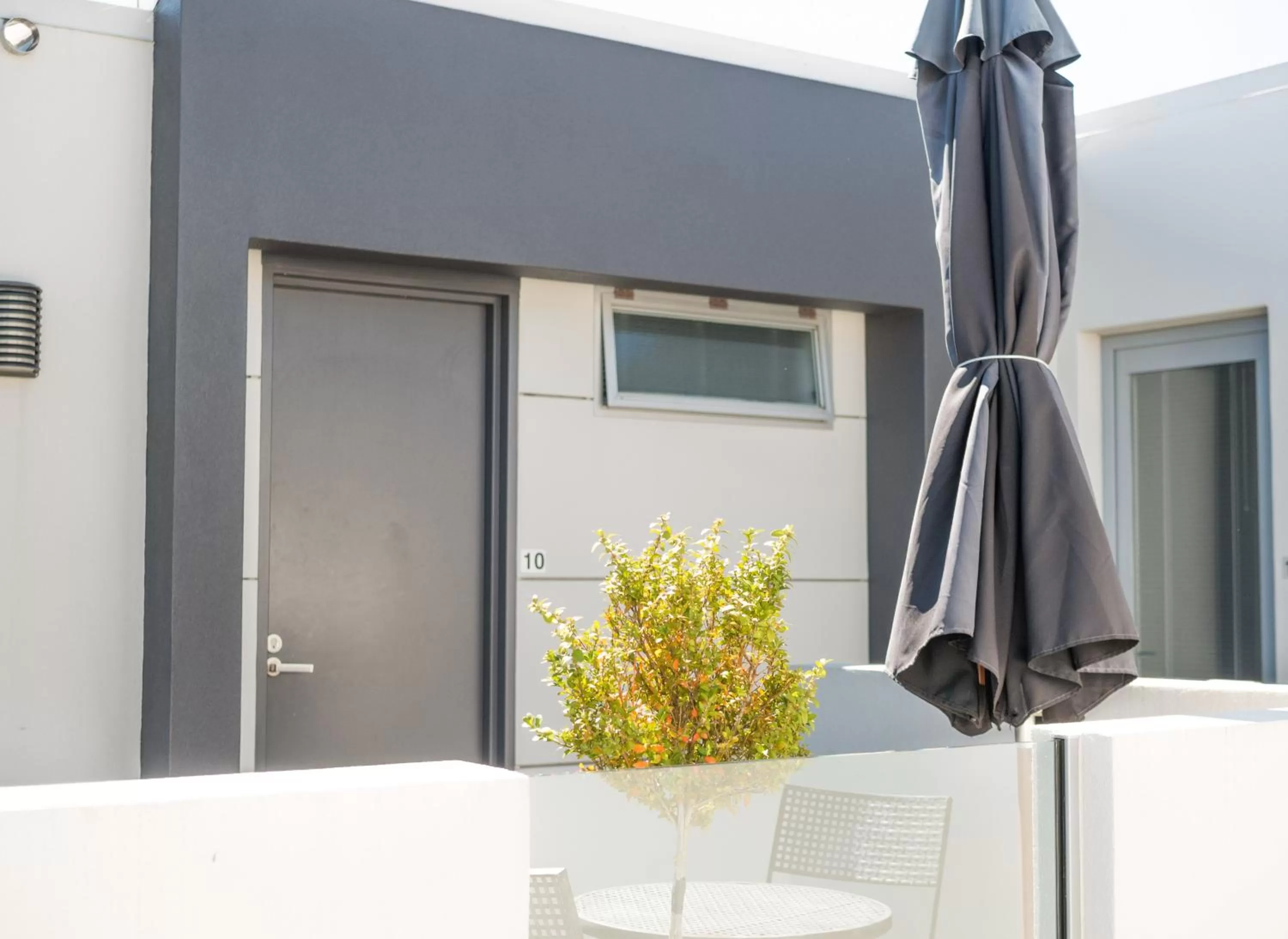 Balcony/Terrace in Bellano Motel Suites