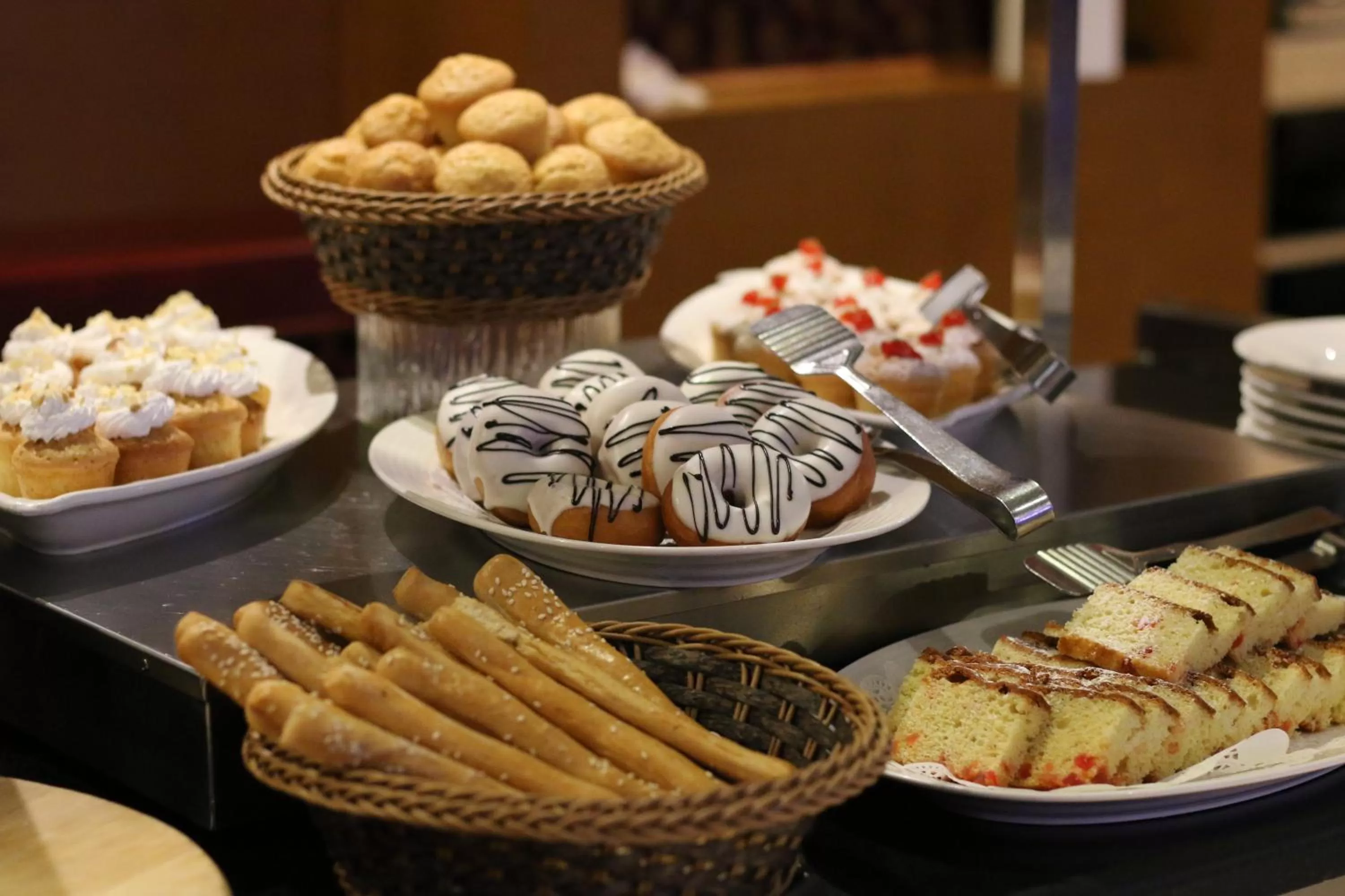 Meals in MD Hotel By Gewan