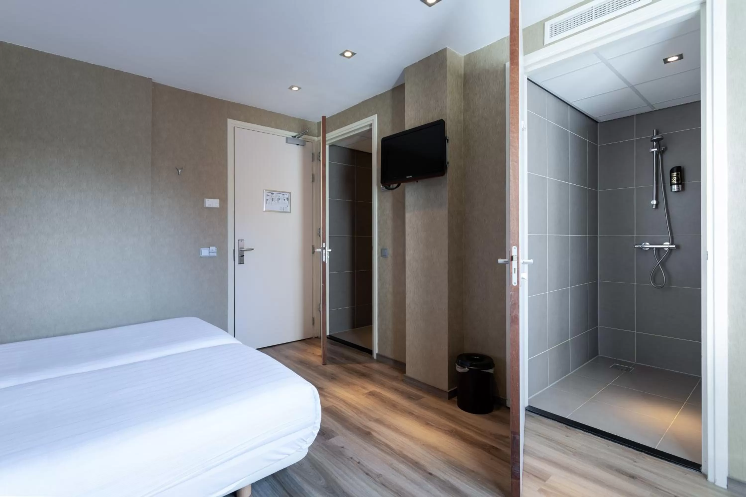 Photo of the whole room, Bed in Hotel Espresso