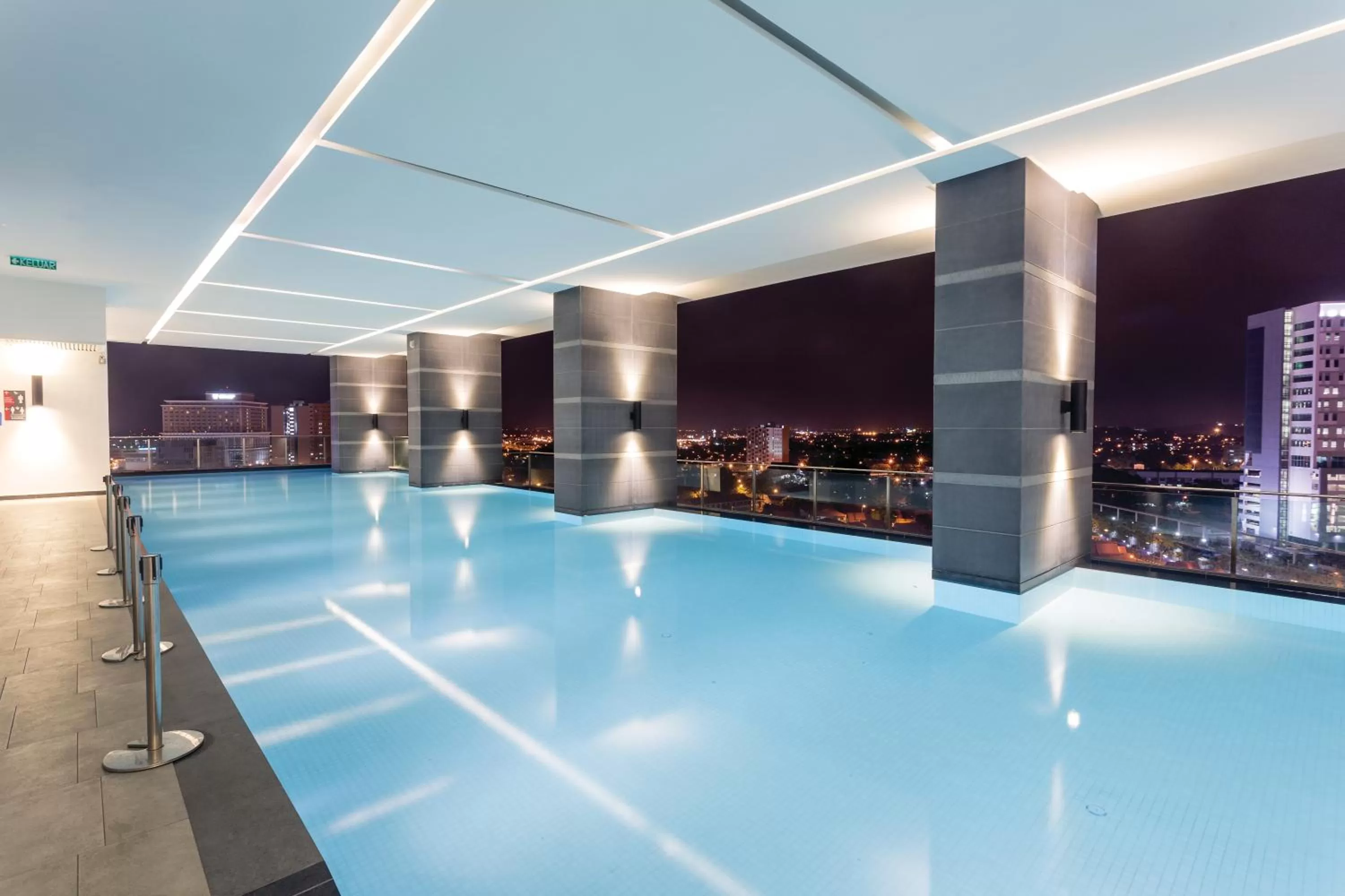 Swimming pool in The Shore Hotel & Residences