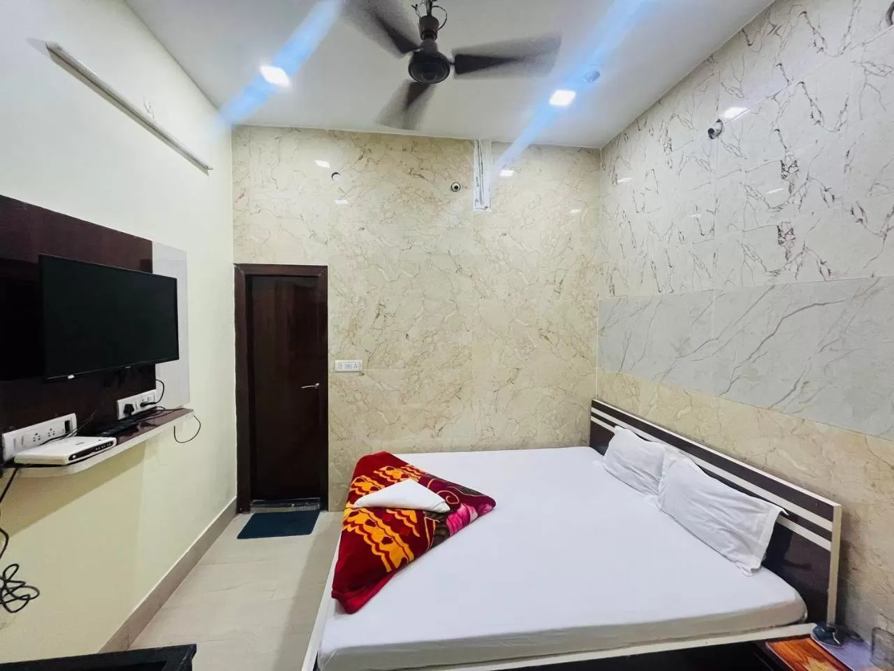 Bed in Hotel Airlines