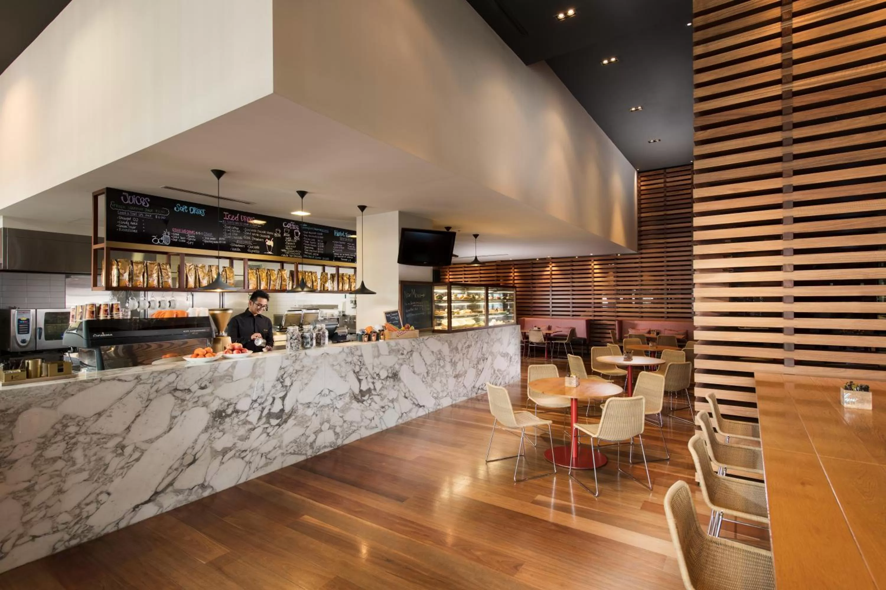 Staff in Pan Pacific Melbourne