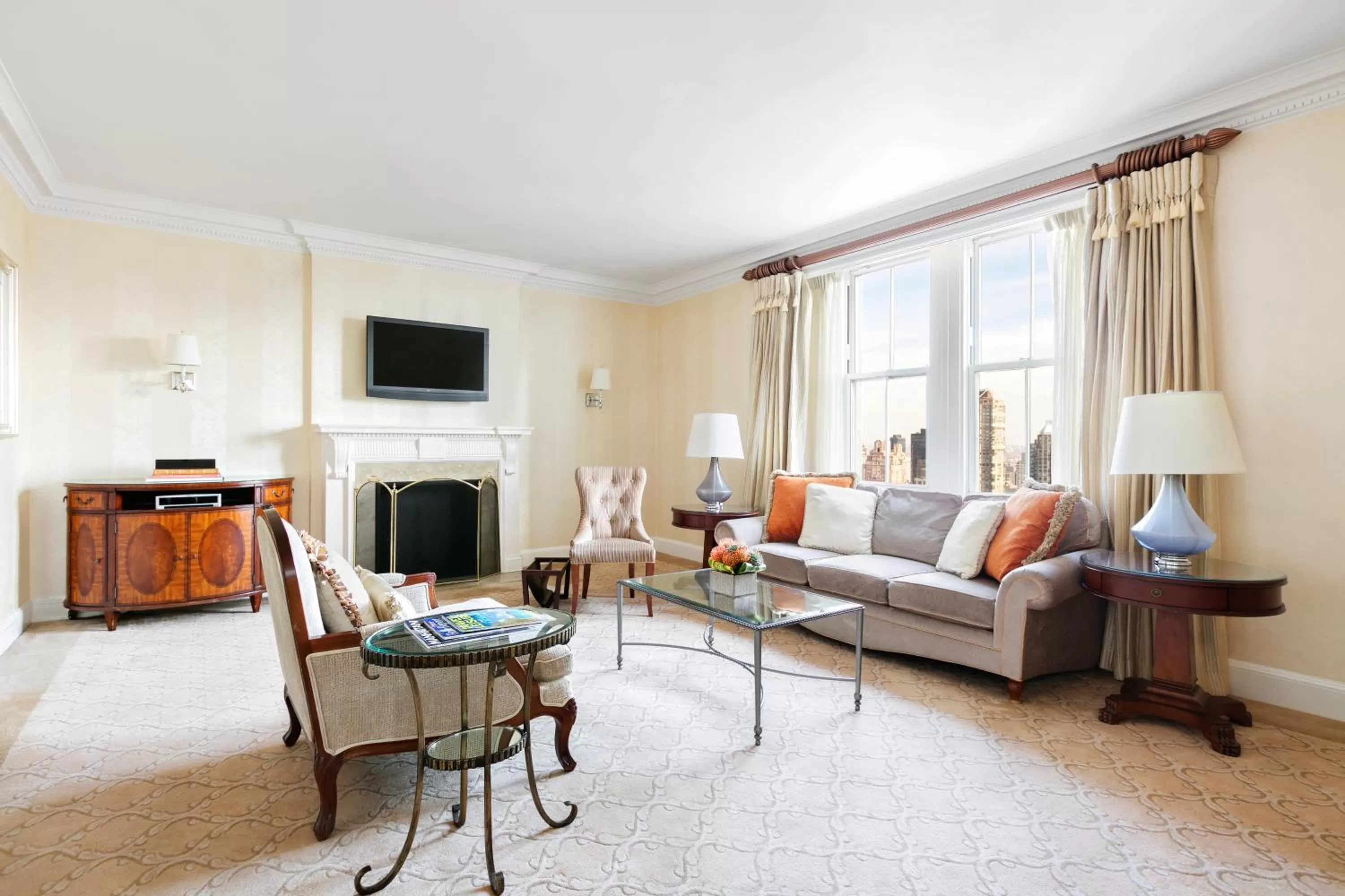 Living room in The Pierre, A Taj Hotel, New York