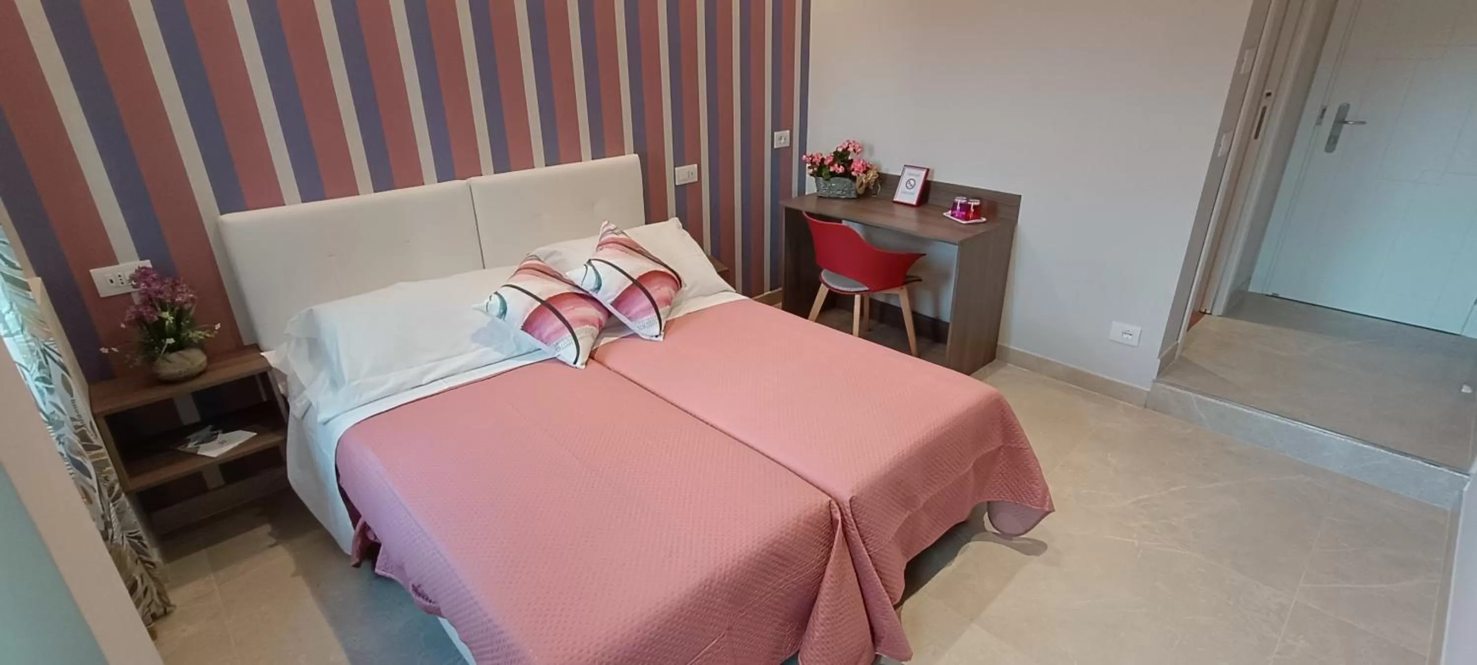 Bedroom, Bed in Maison Tullio Sorrento