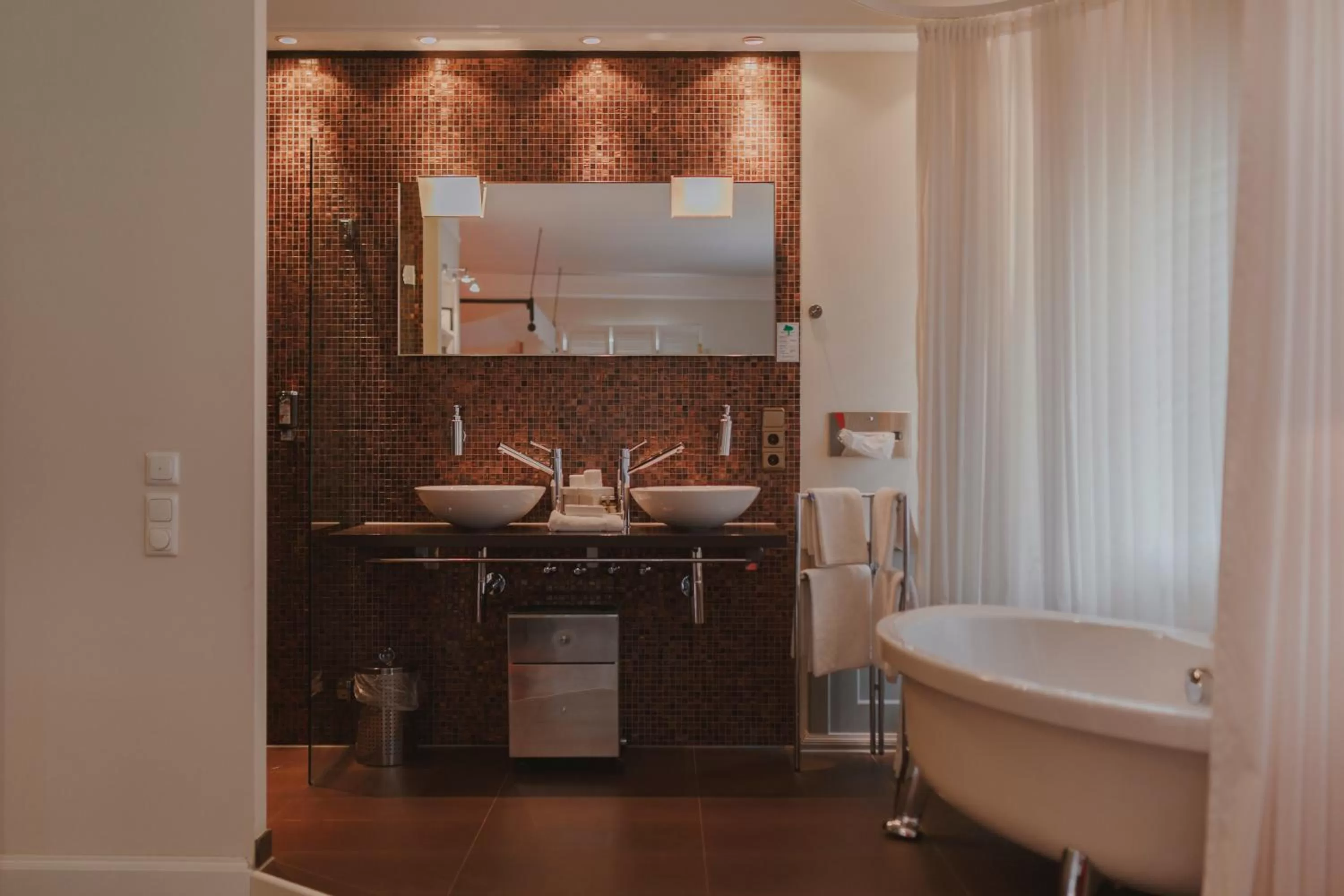 Shower in Villa Mittermeier, Hotellerie & Restaurant