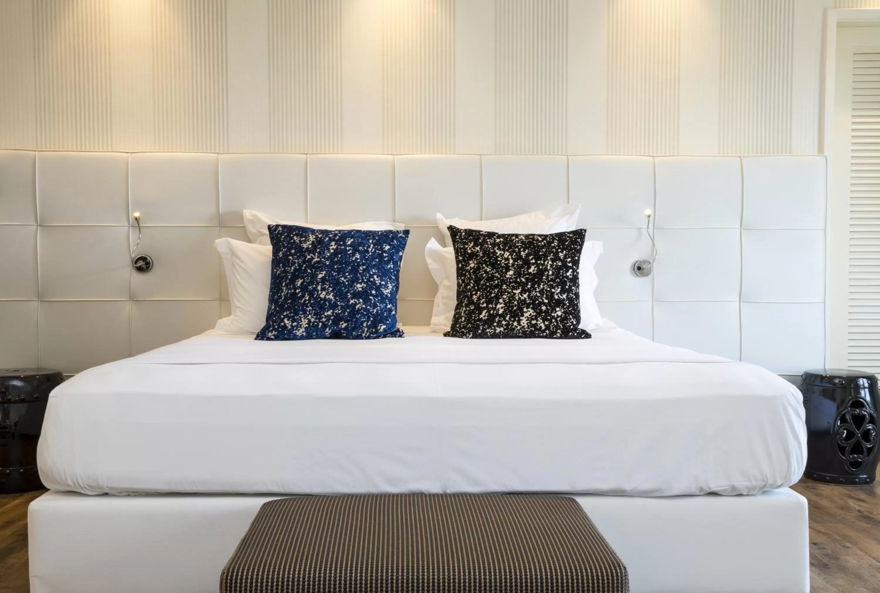 Bed in Prestige Property - Da Costa