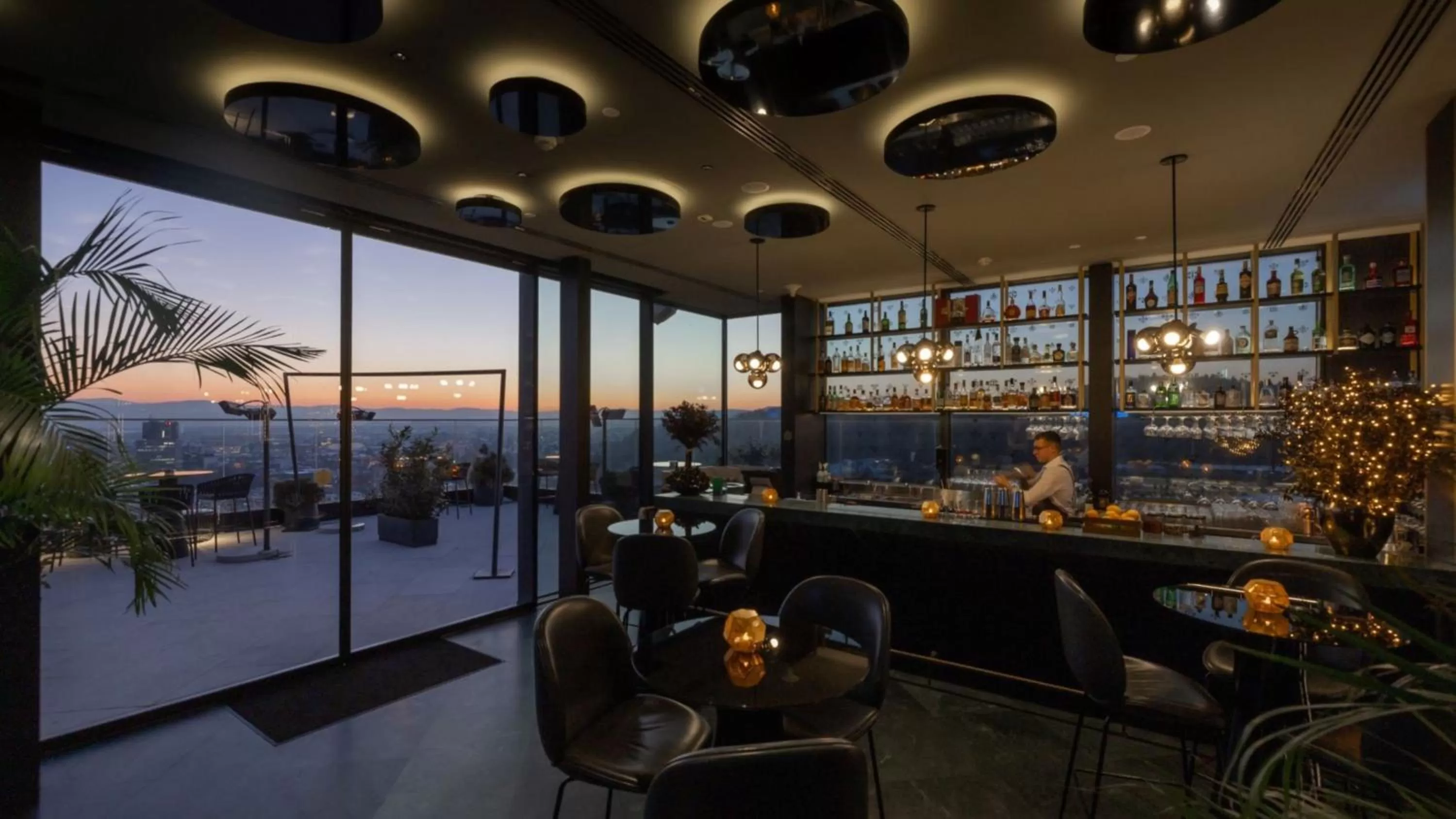 Lounge or bar in InterContinental - Ljubljana by IHG