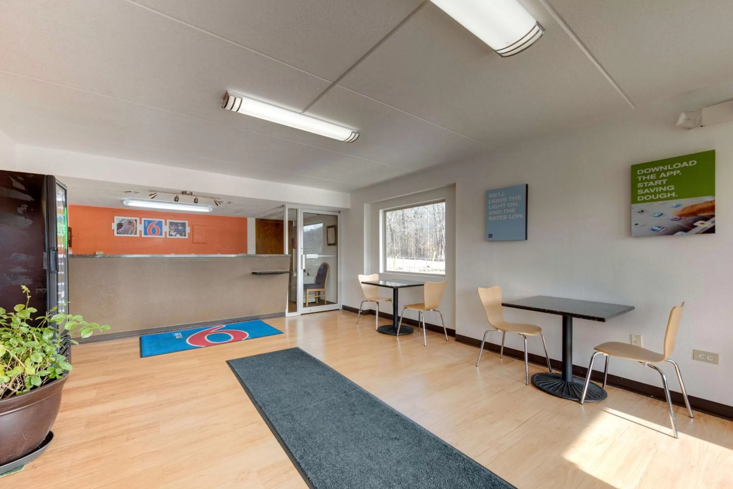 Property logo or sign in Motel 6-Kingston, TN