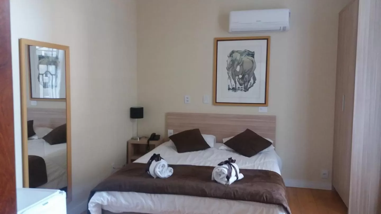 Photo of the whole room, Bed in Hotel Praça da Matriz