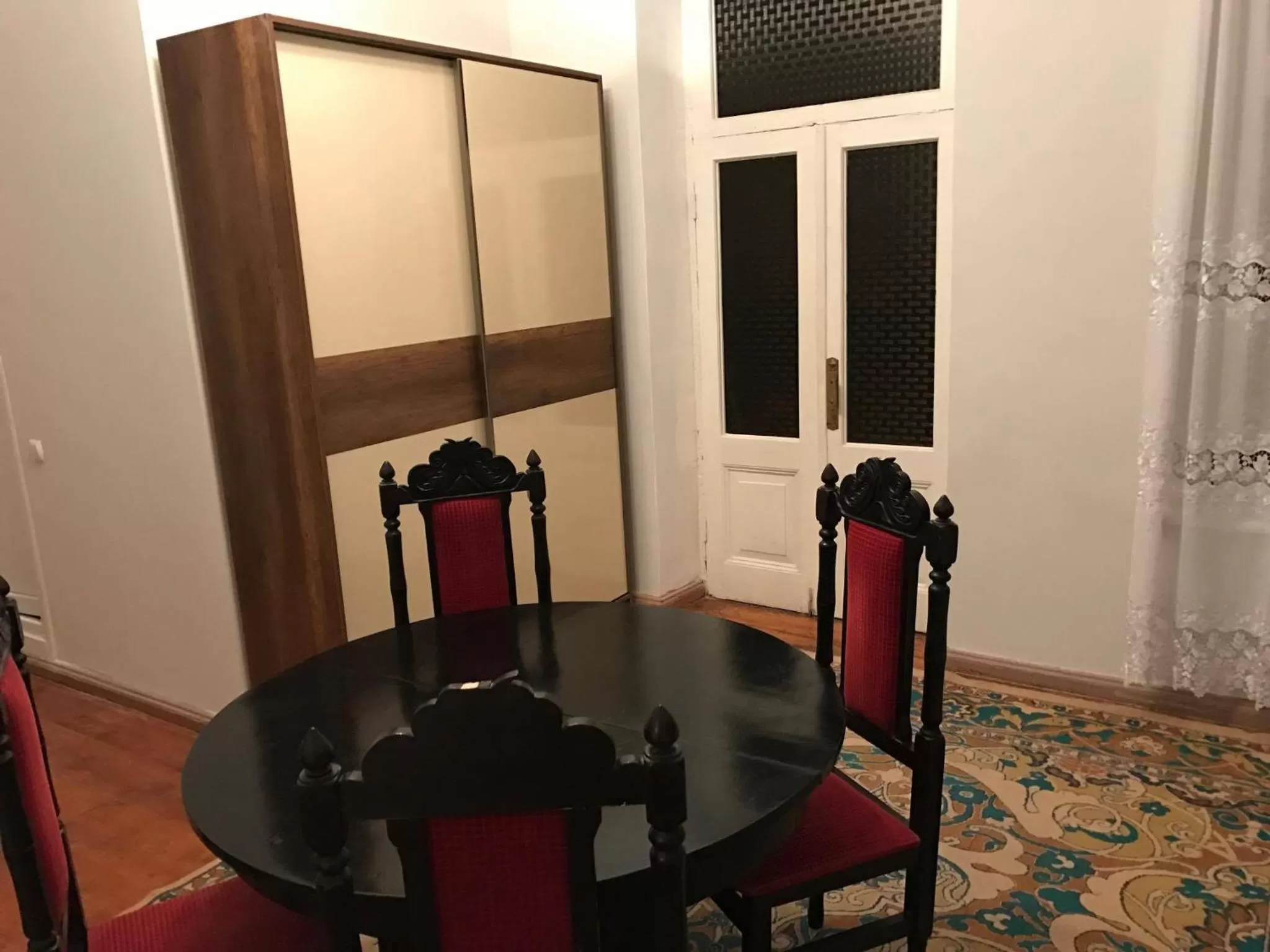 Photo of the whole room, Dining Area in House 1899