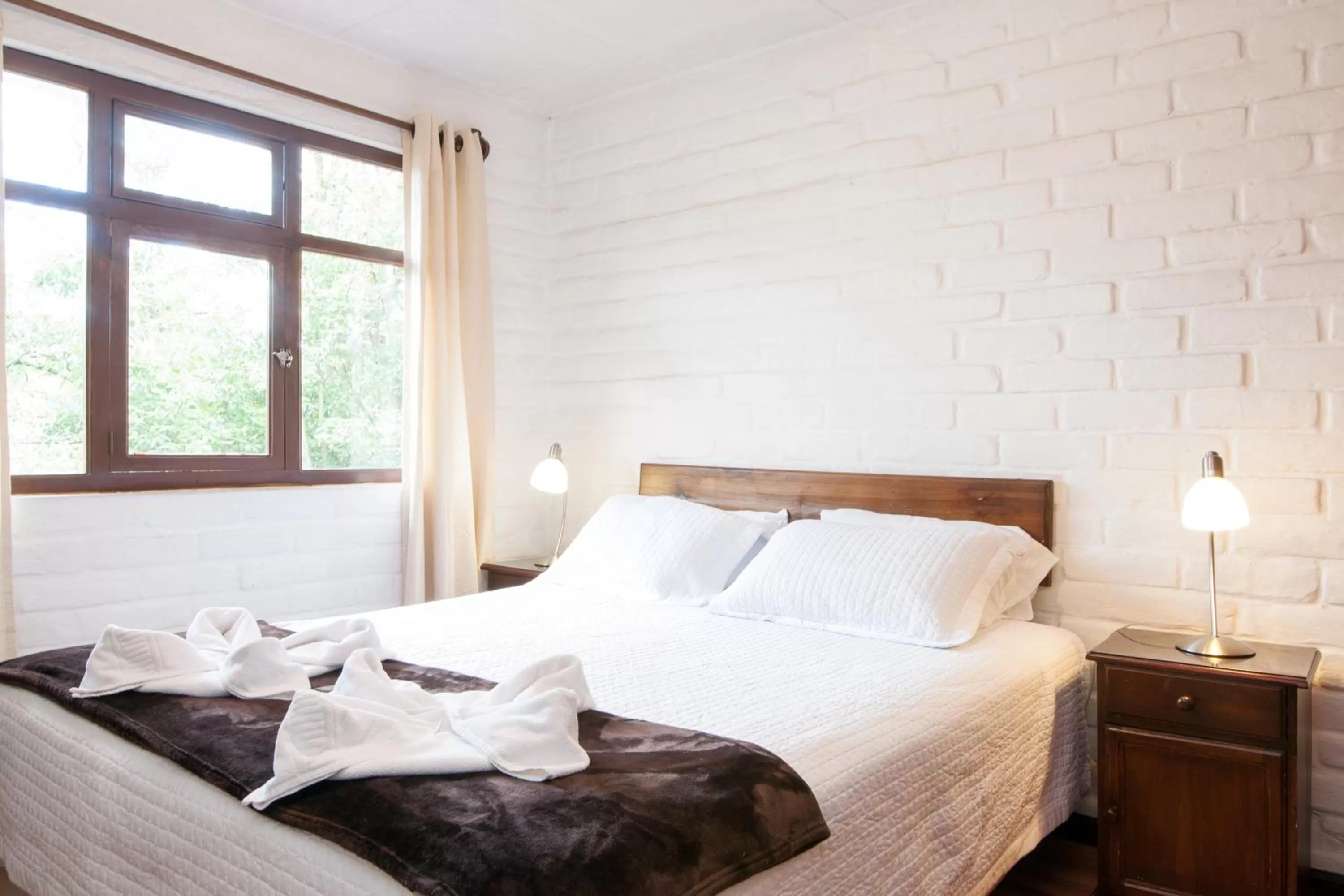 Bedroom, Bed in Apartamentos Otorongo Cuenca Ecuador