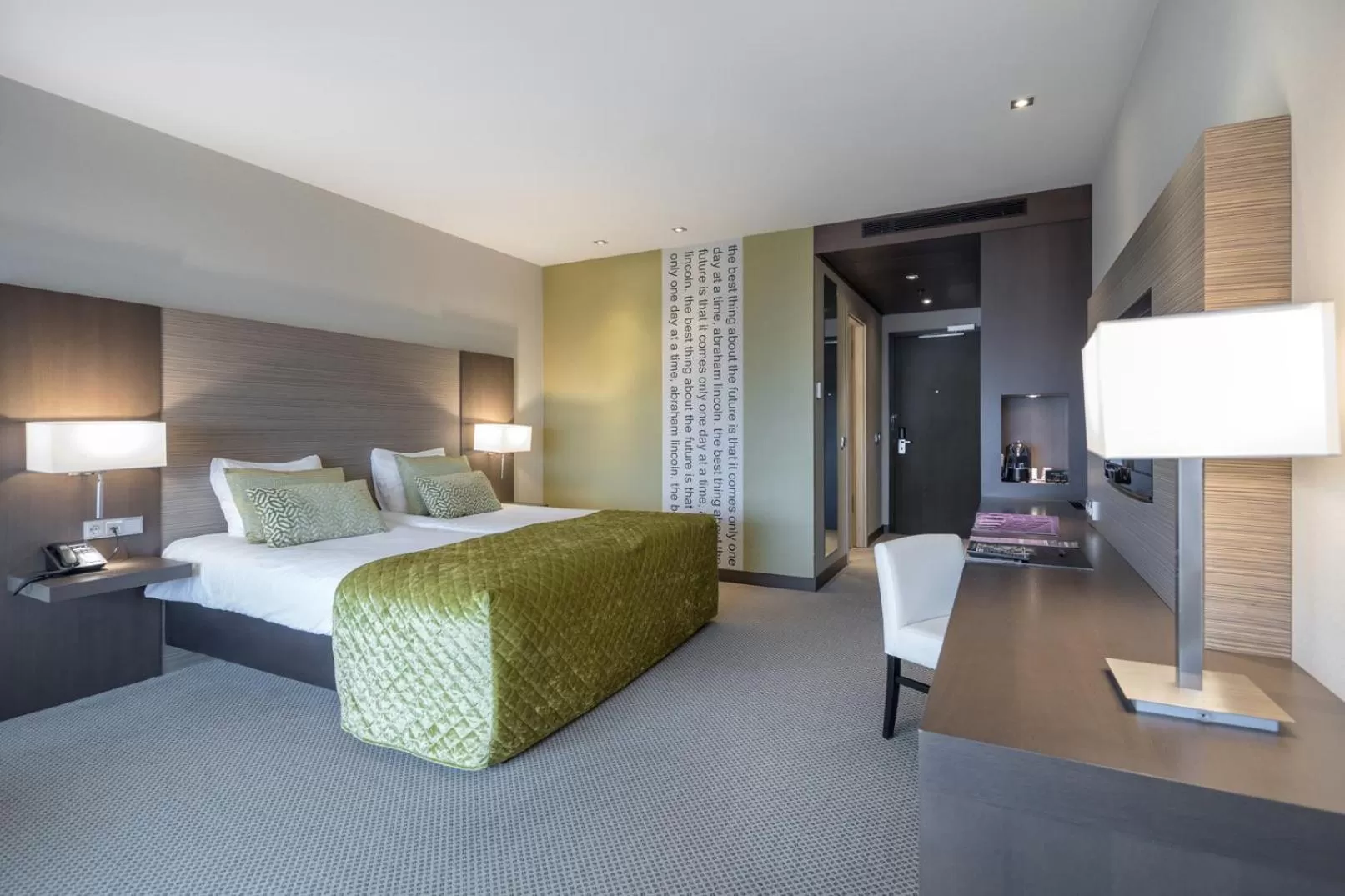 Family Room in Van der Valk Airporthotel Düsseldorf