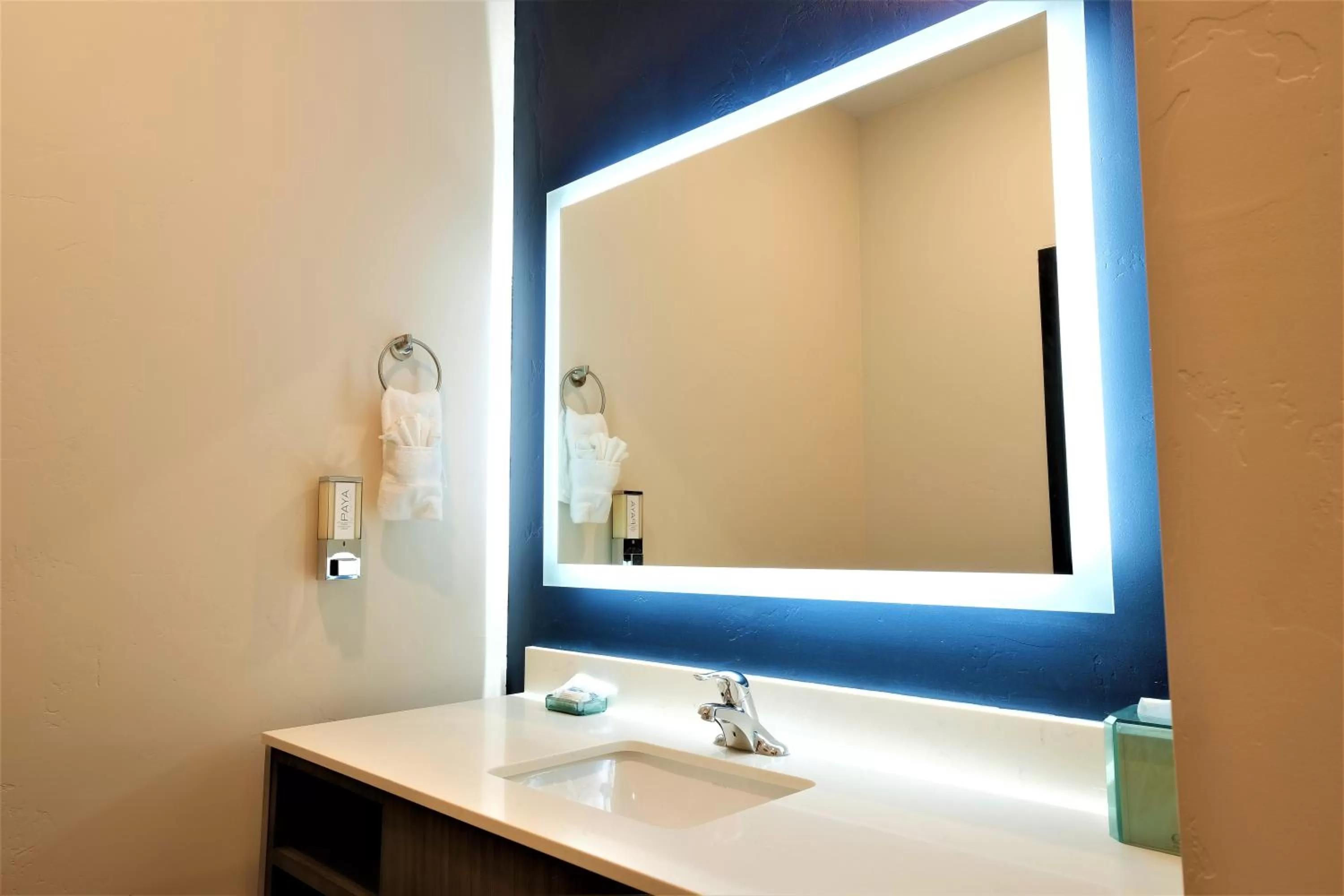 Bathroom in Scenic View Inn & Suites Moab