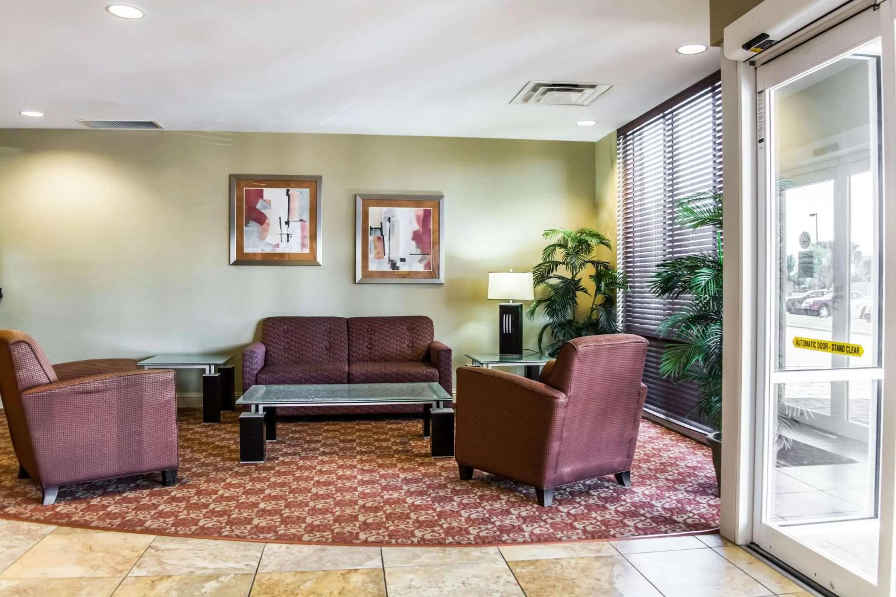 Lobby or reception in Comfort Suites Palm Bay - Melbourne