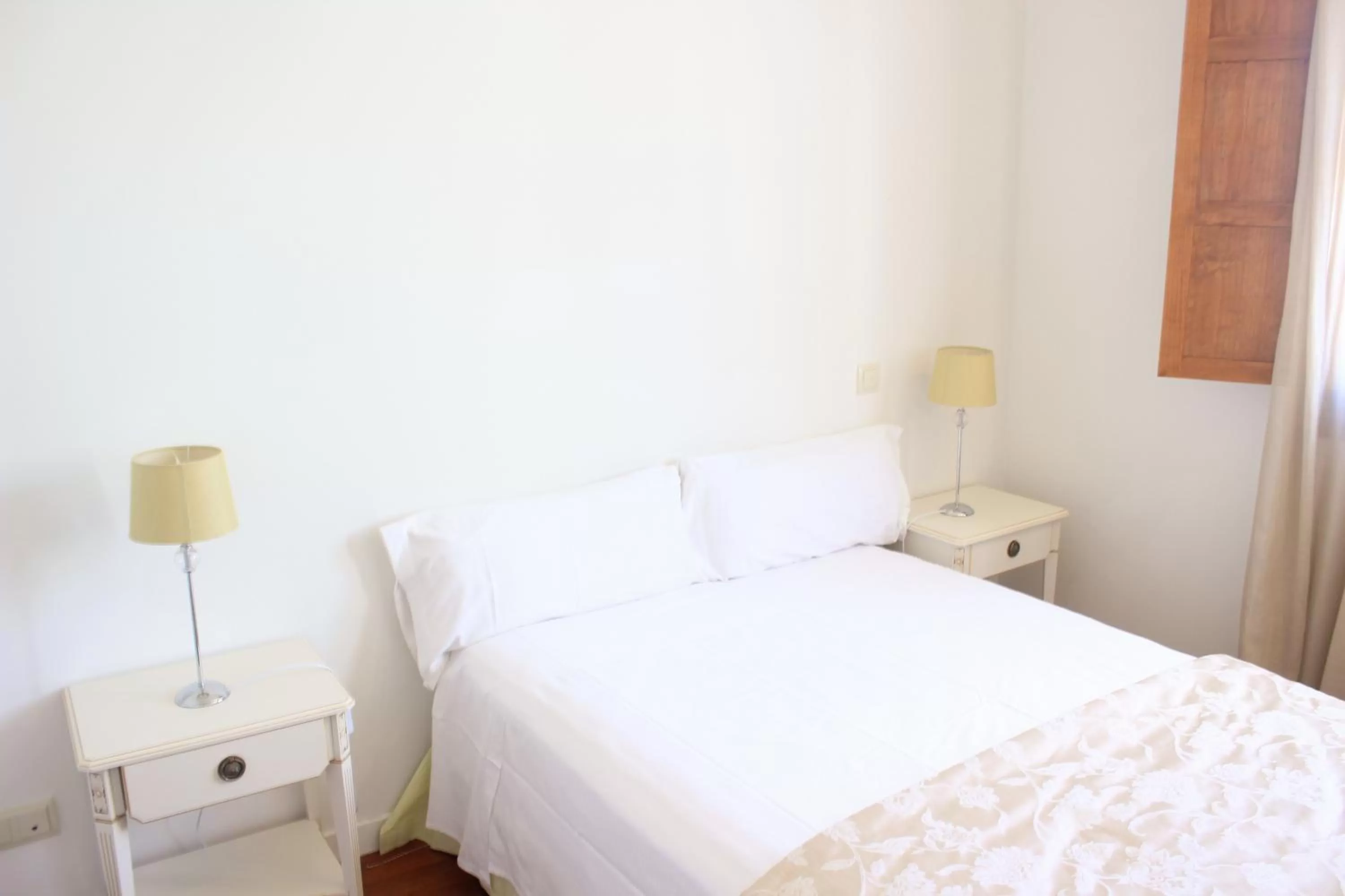 Bed in Smartmonki Sinagoga Entre la Catedral y Zocodover