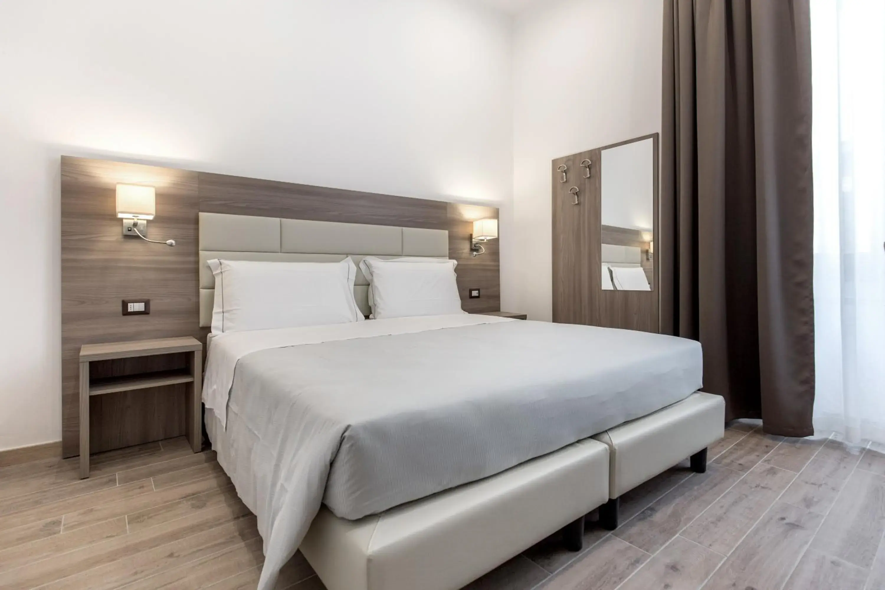 Superior Double or Twin Room with Balcony in Apollo Guest House Superior Double or Twin Room with Balcony in Apollo Guest House