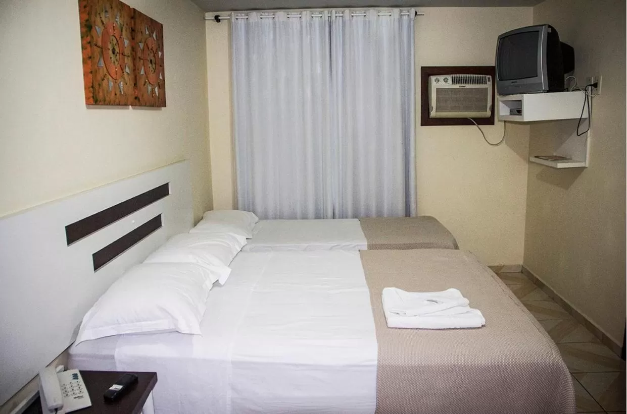 Photo of the whole room, Bed in Hotel Nosso Bosque