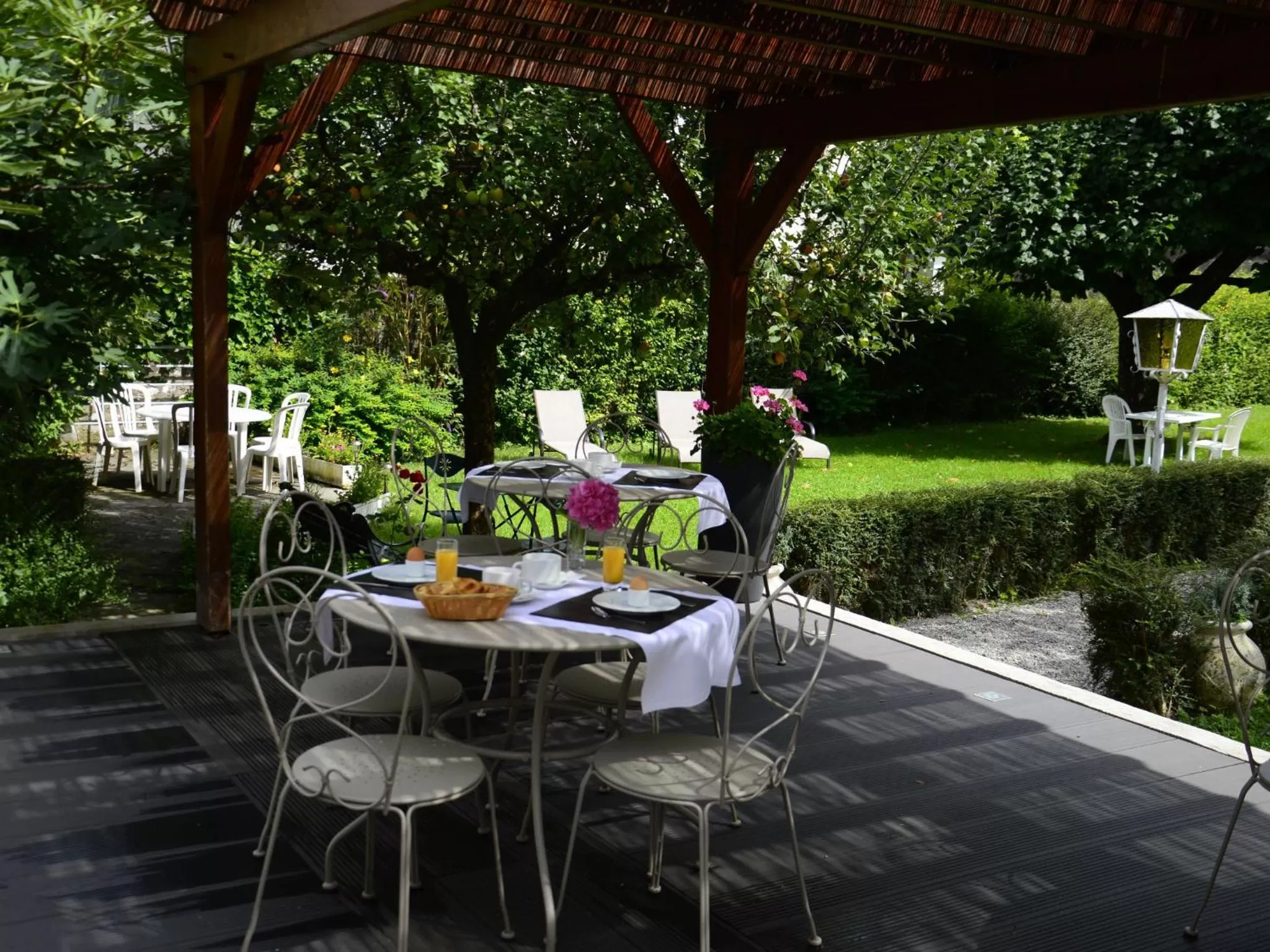 Restaurant/places to eat in Hotel Les Terrasses