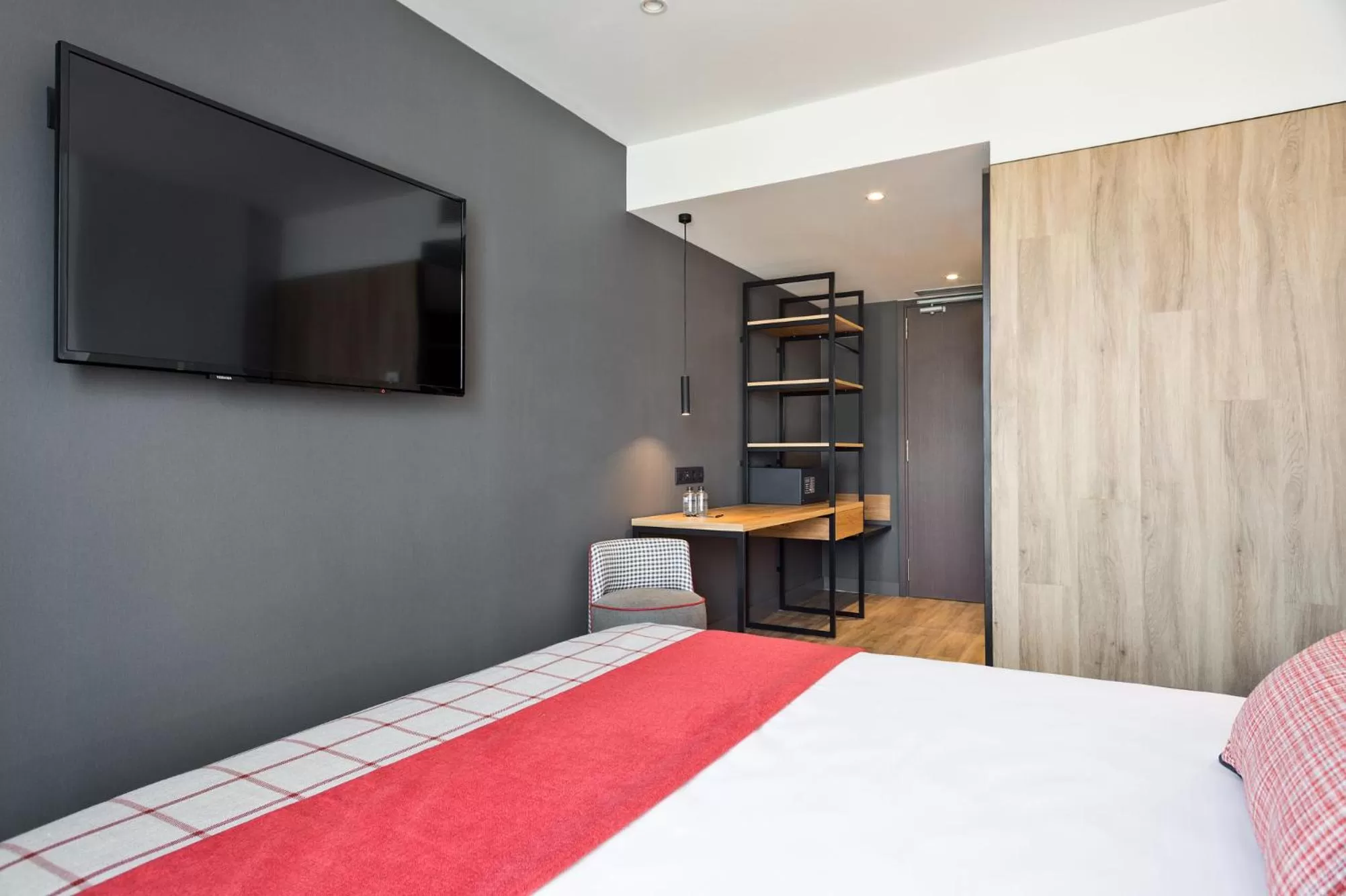 Property building, Bed in Acta Voraport