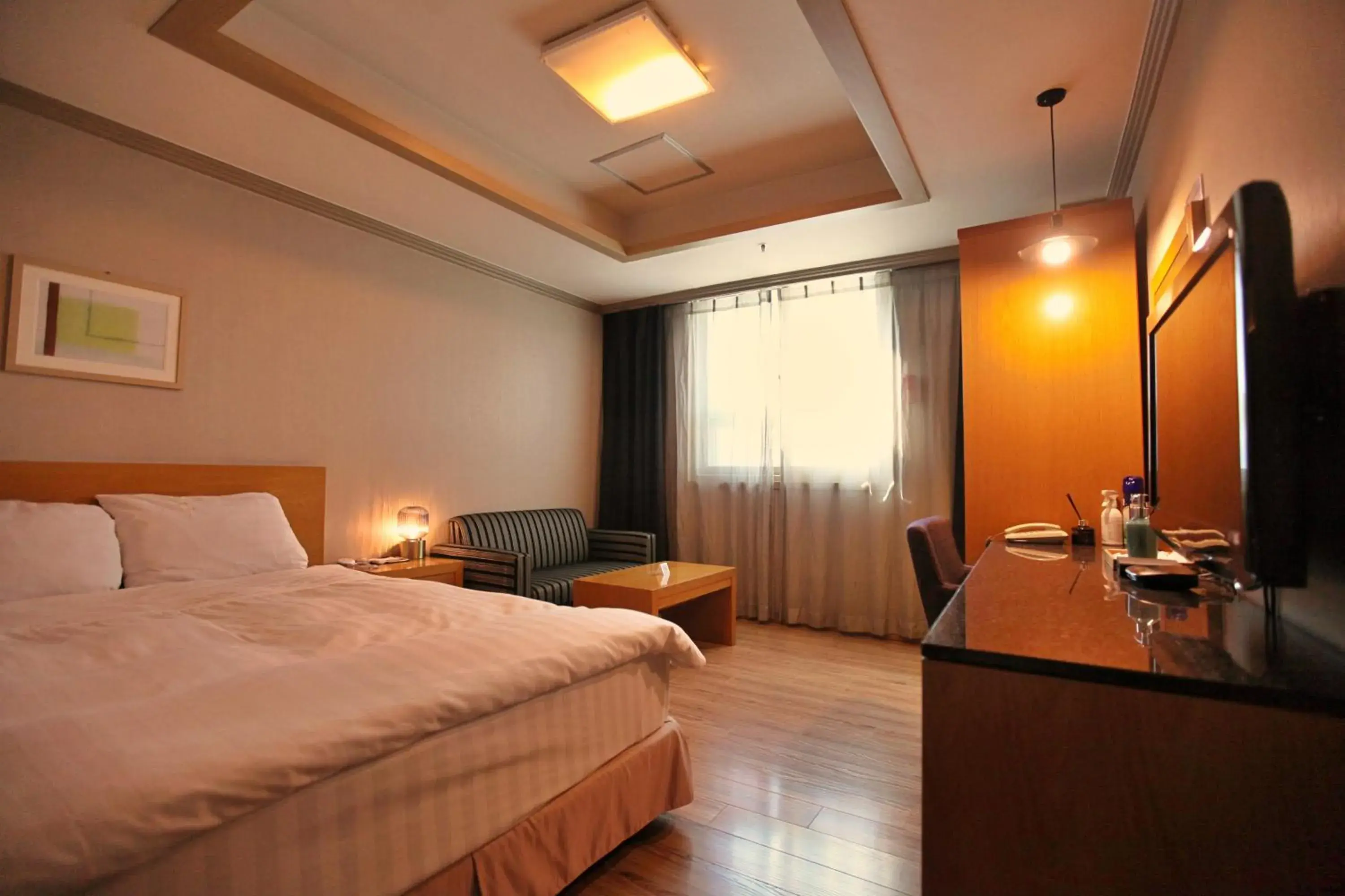 Double Room in Changwon AT Business Hotel Double Room in Changwon AT Business Hotel