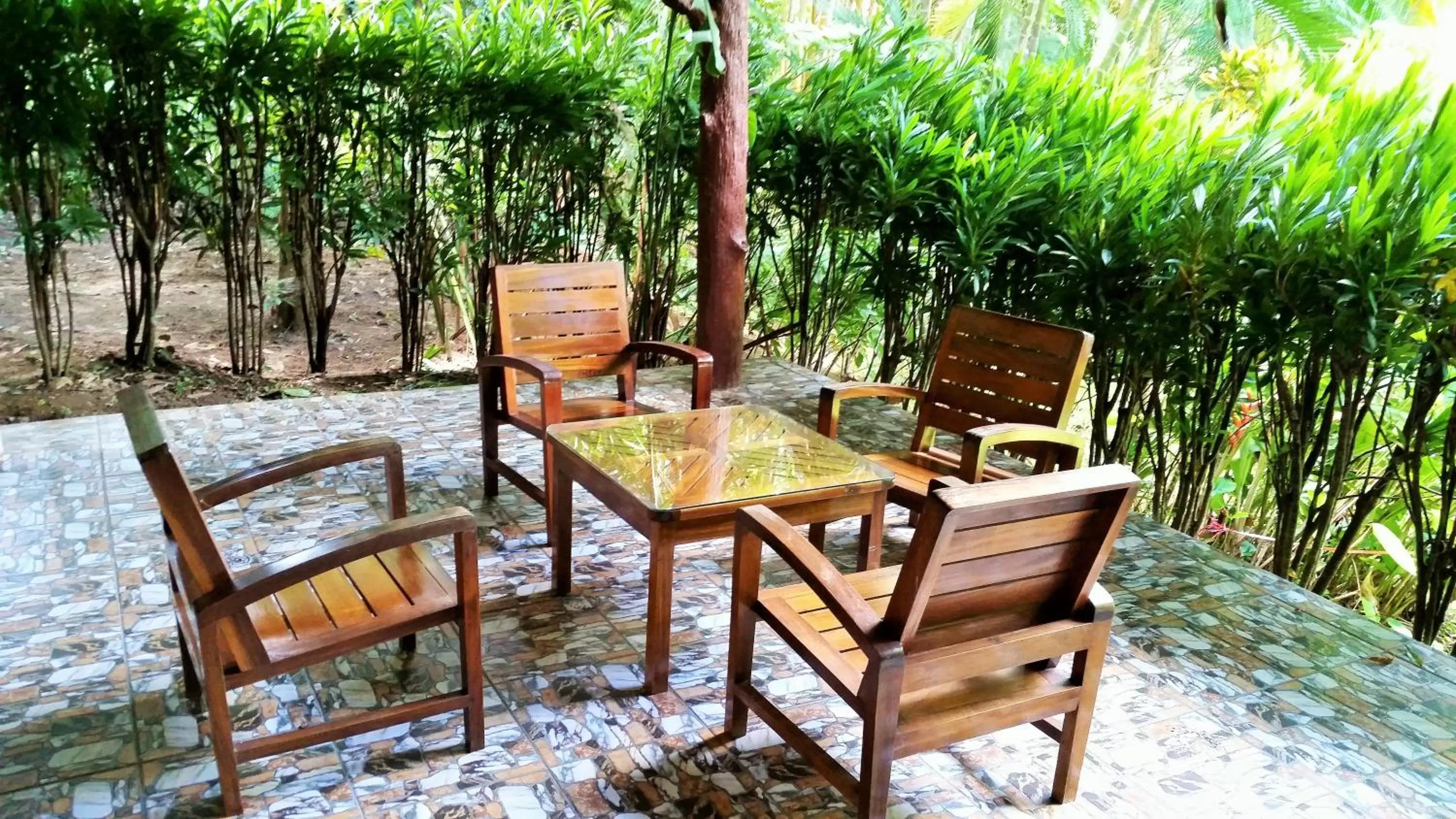 Patio in Khao Sok Las Orquideas Resort