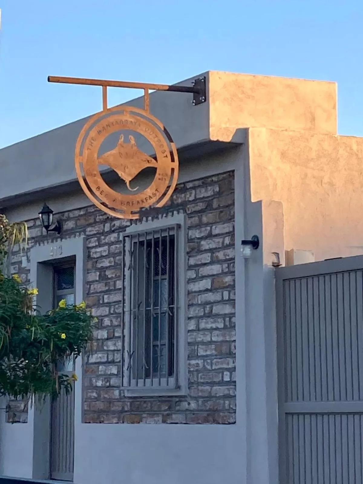 Property building in The Mantarraya Outpost