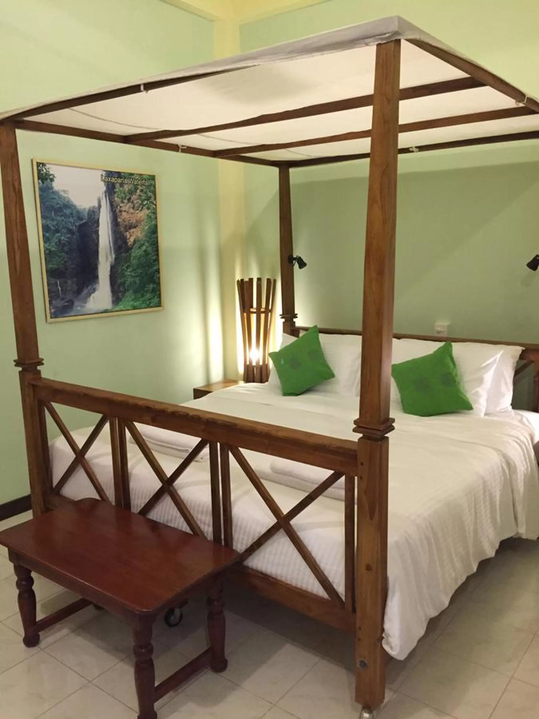 Property building in Le leopard d 'argent