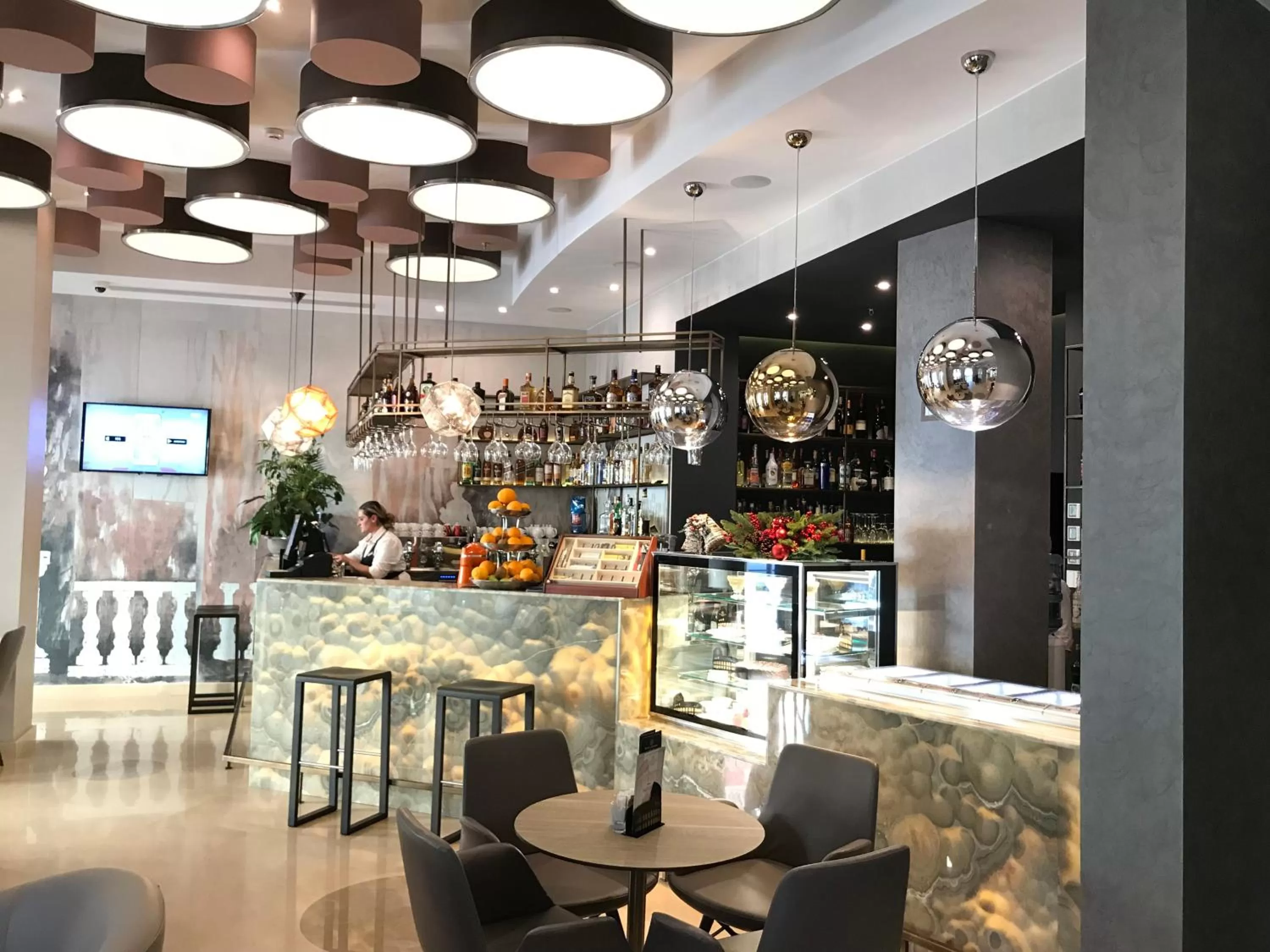 Lounge or bar in Hotel Colosseo Tirana