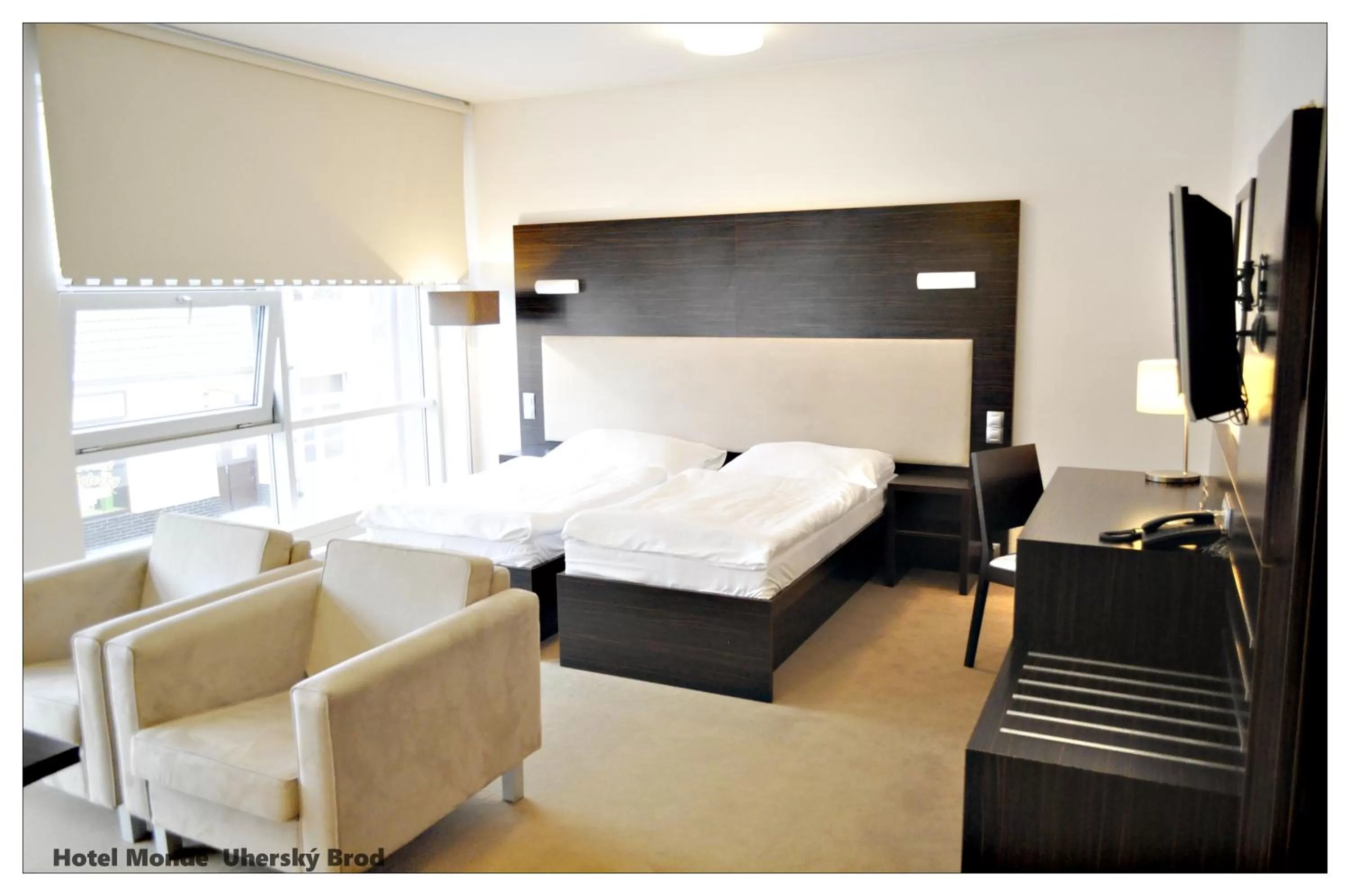 Bedroom, Room Photo in Hotel Monde