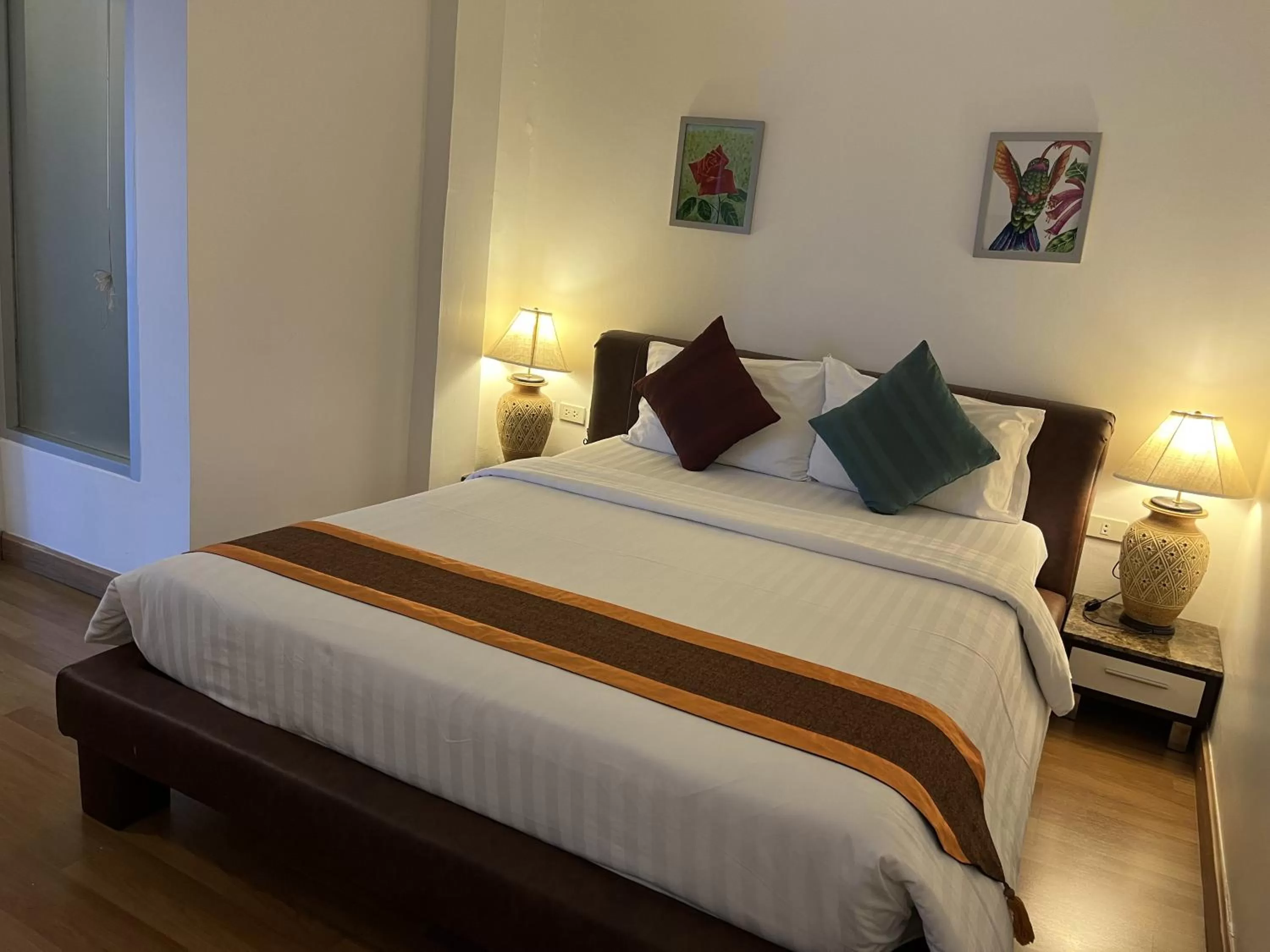 Bed in The Bedrooms Boutique Hotel Bangkok