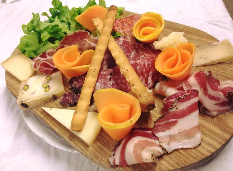 Restaurant/places to eat in Hotel Holiday Sul Lago