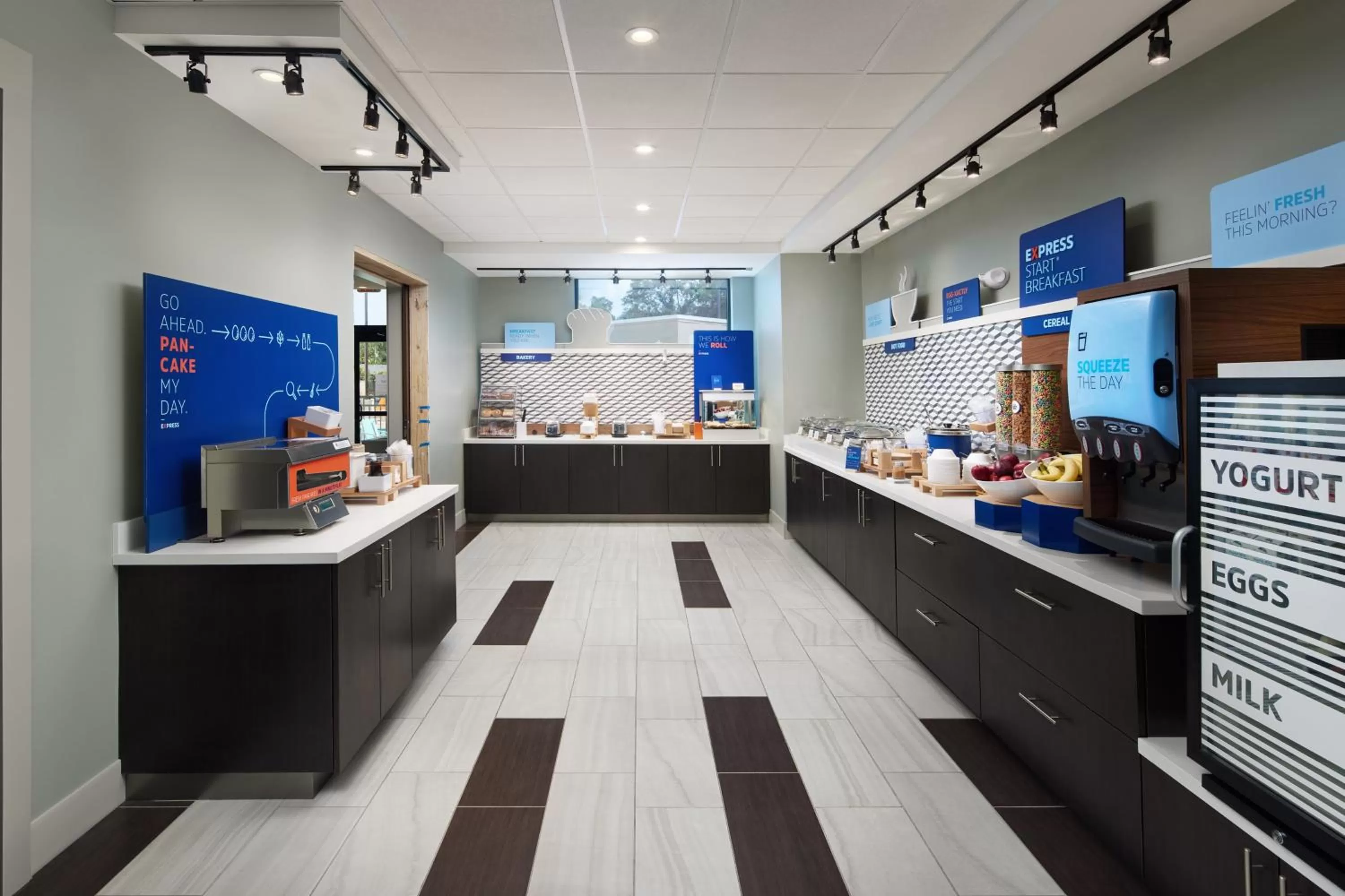 Breakfast in Holiday Inn Express & Suites Gulf Breeze - Pensacola Area by IHG