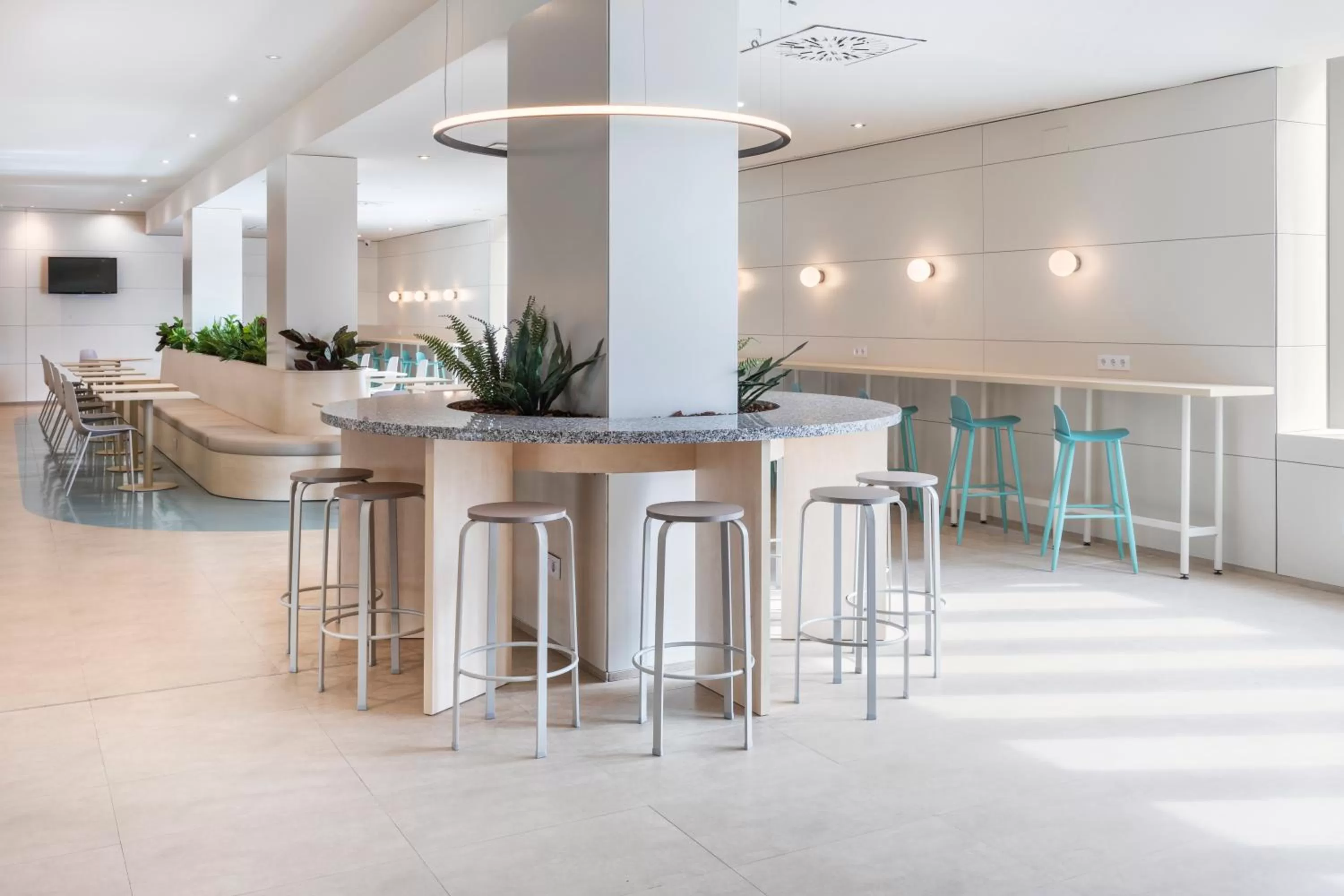 Breakfast in B&B HOTEL Elche