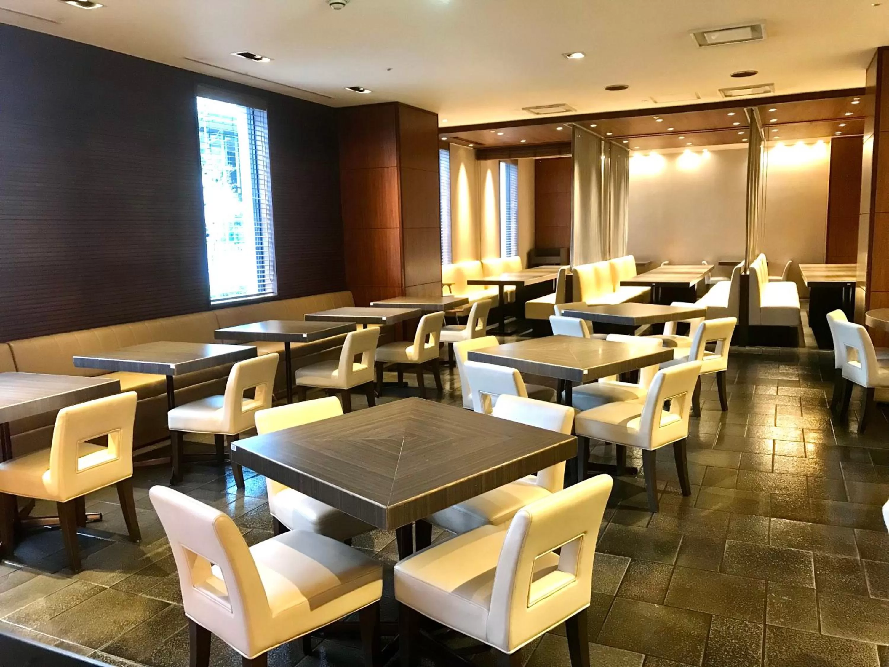 Restaurant/places to eat in CYPRESS HOTEL Nagoya-eki Mae