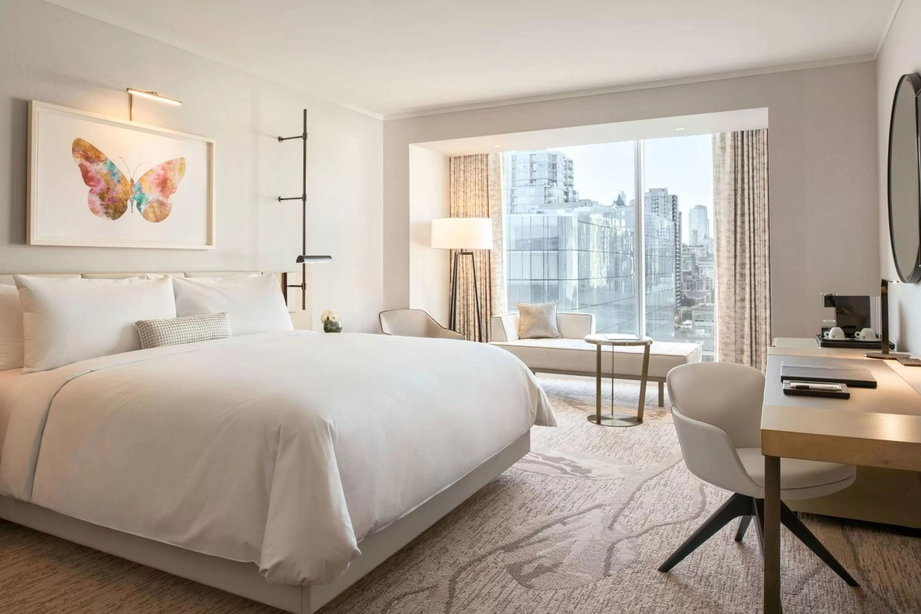 Photo of the whole room, Bed in JW Marriott Parq Vancouver