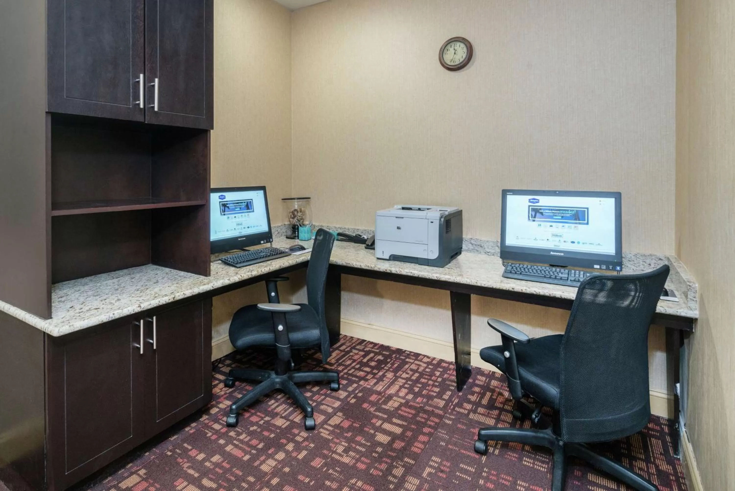 Business facilities in Hampton Inn Corydon