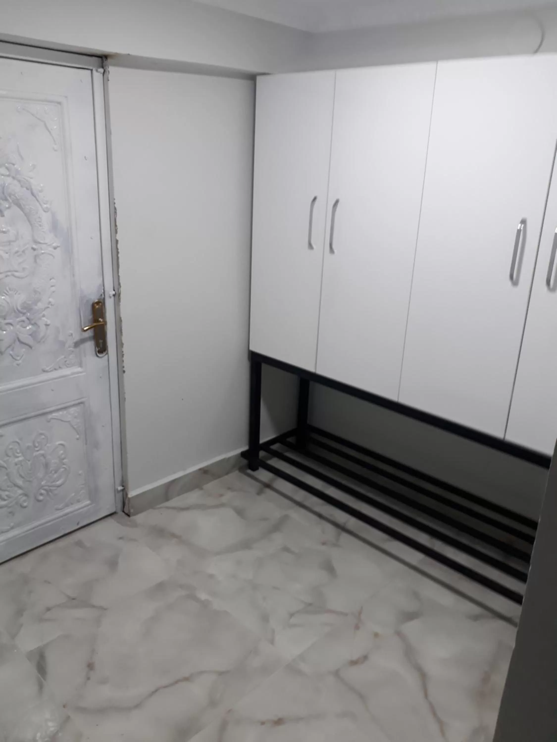 wardrobe, Bathroom in Arat Apartments