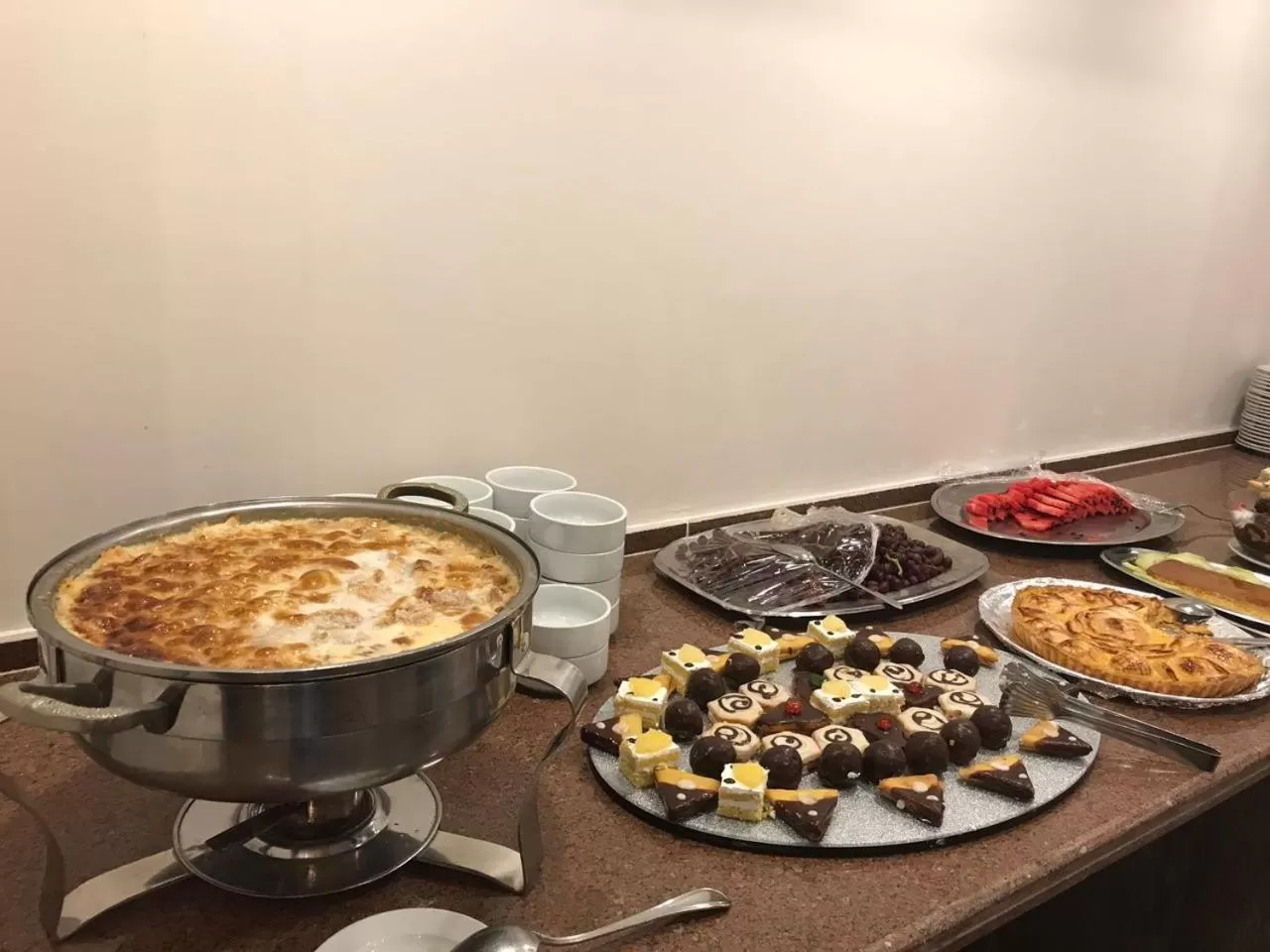 Restaurant/places to eat, Food in Negresco Hotel